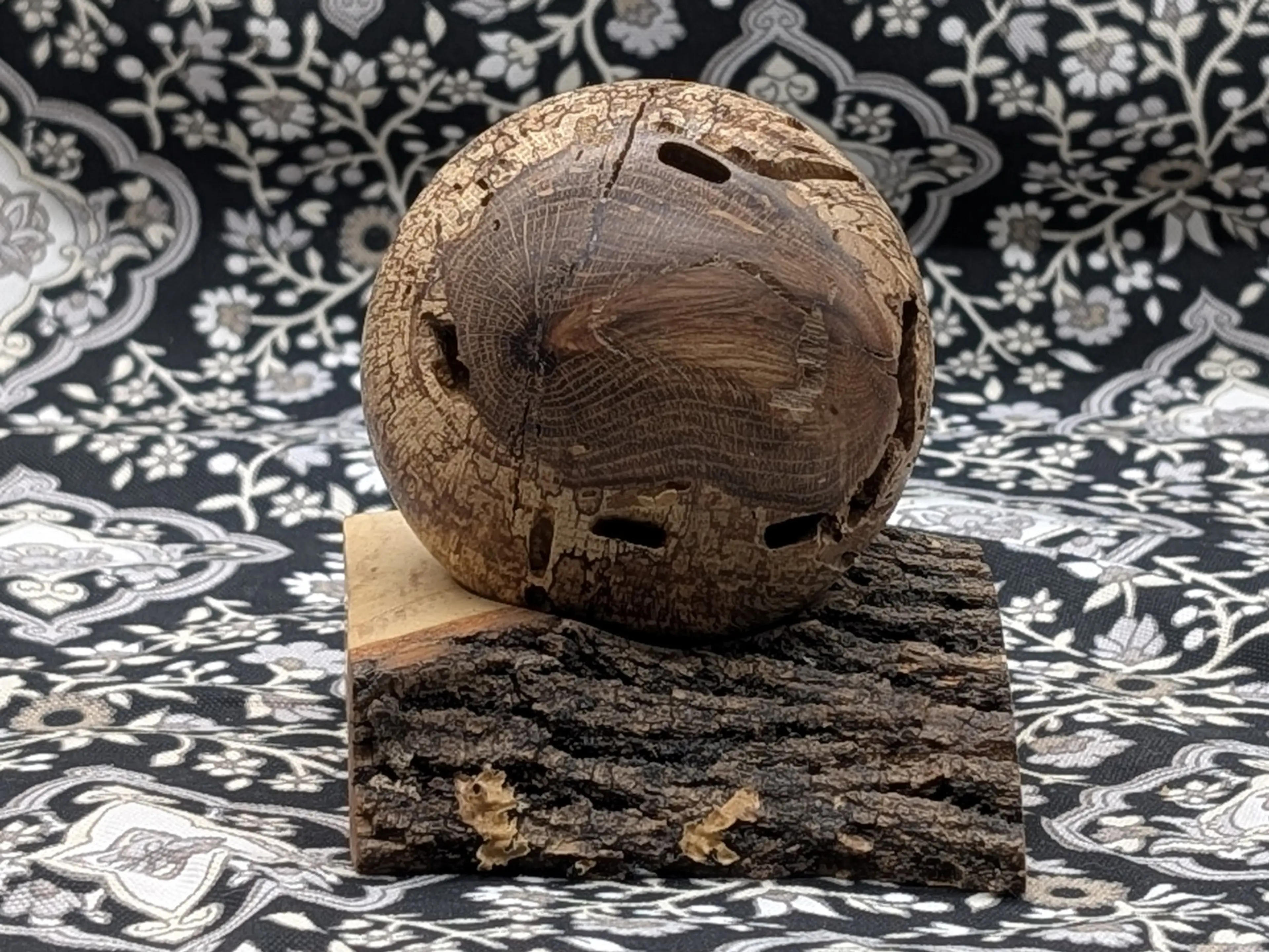 Image 2 of 10