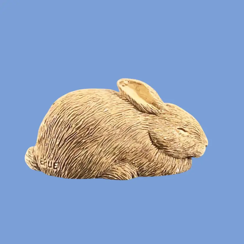 #131- Vintage Bunny Figurine Sleeping Miniature Rabbit by Sandra Brue Sandicast 1986