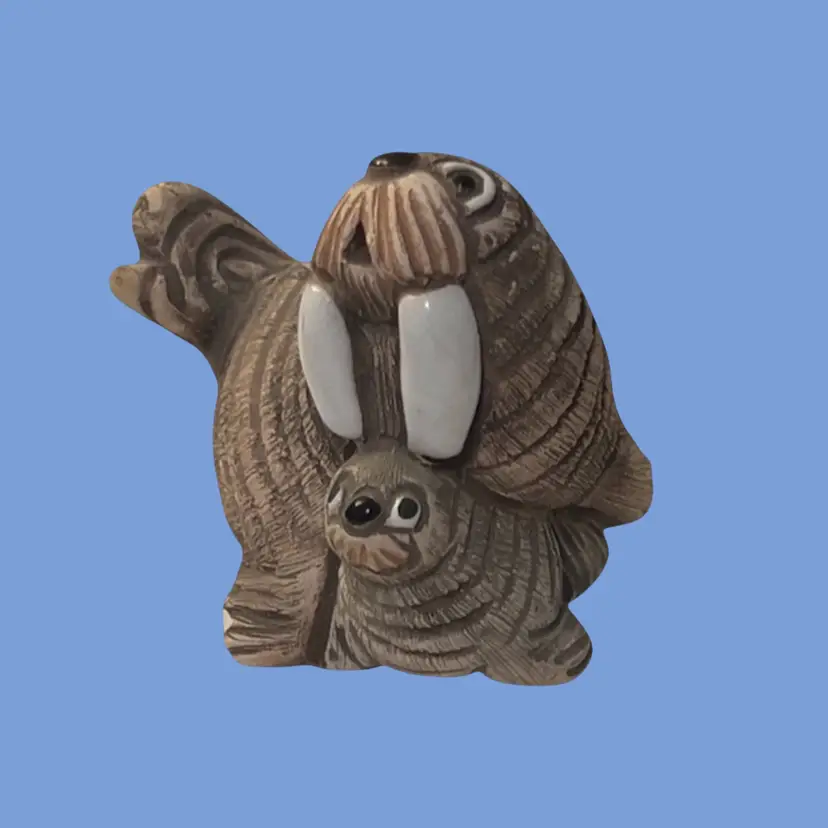 #129- Walrus Figurine With Pup Artesania Rinconada Handmade Clay Uraguay