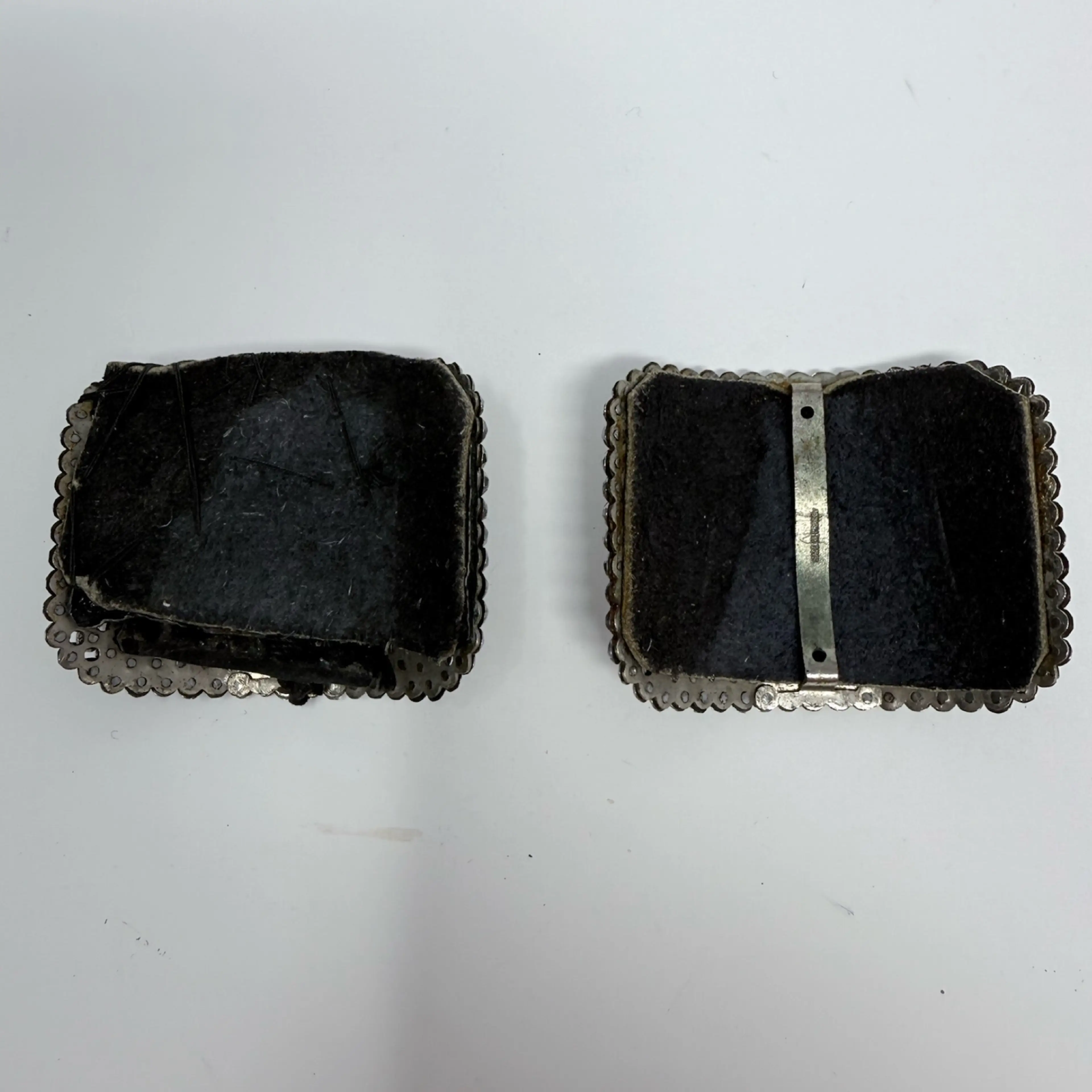 Image 3 of 6