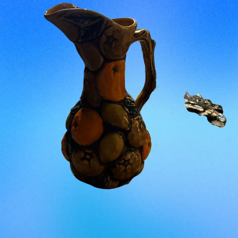 Fruit Pitcher