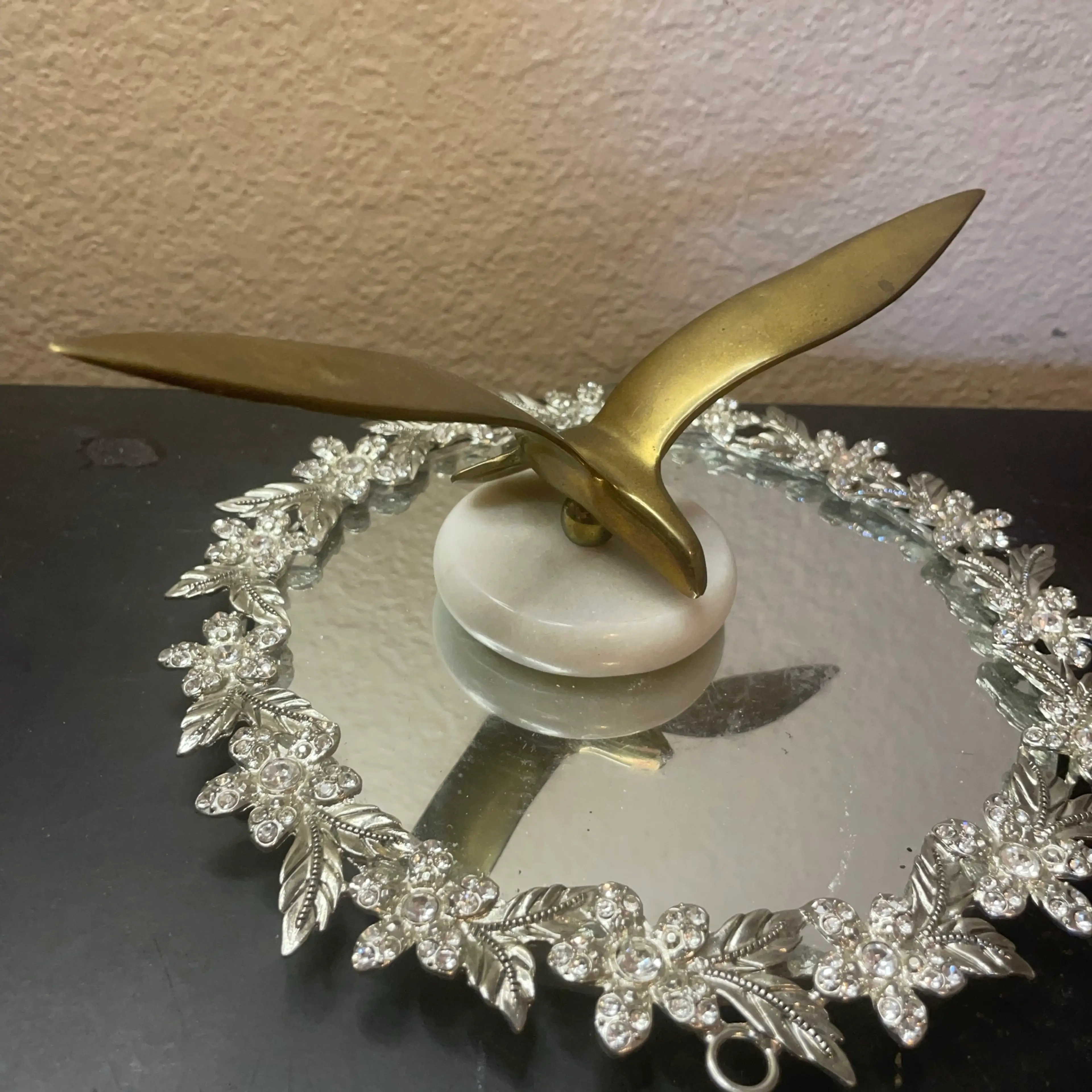 Image 4 of 5