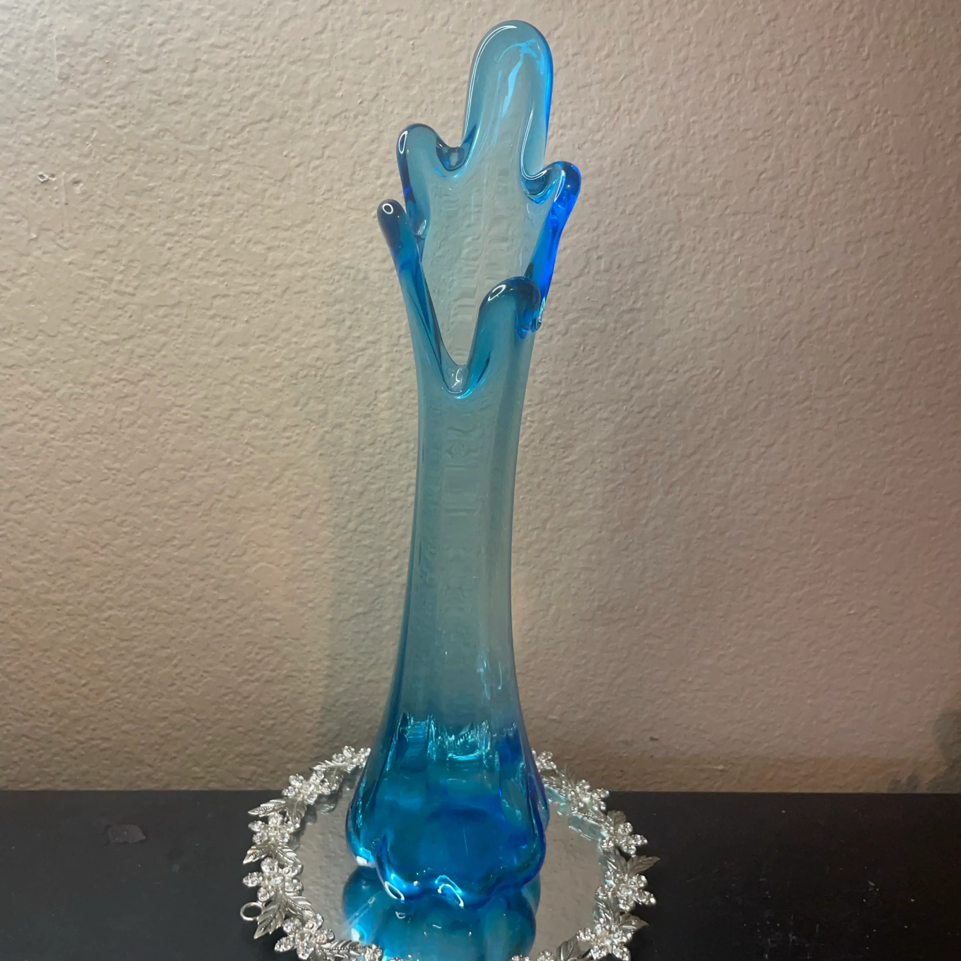 Image 3 of 5