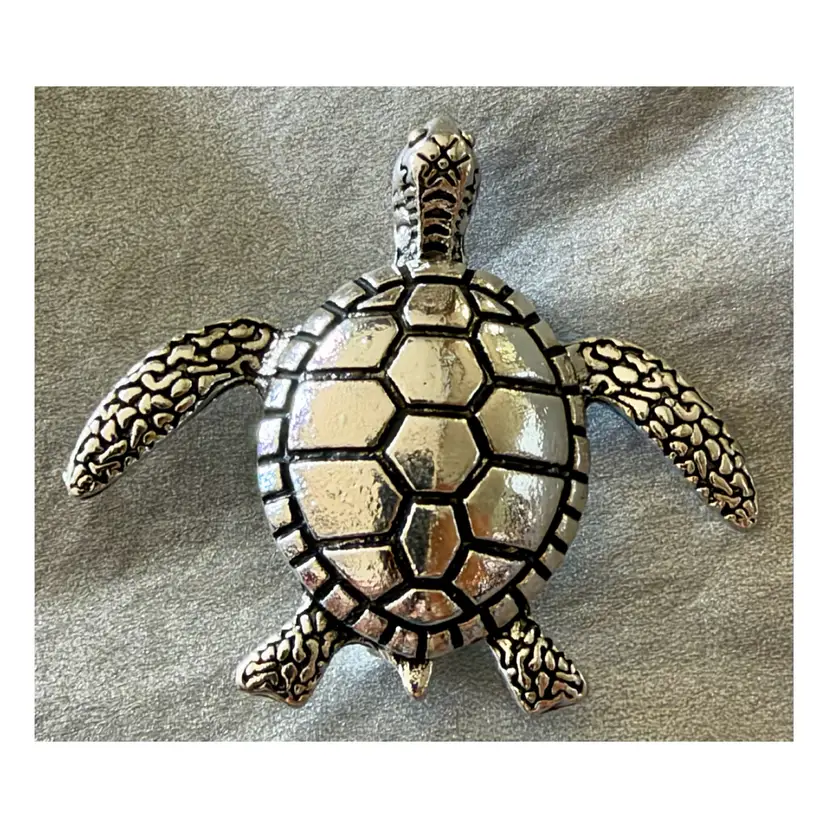 2.1 Silver Turtle Brooch Pin