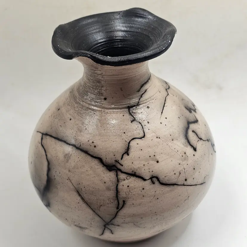 Raku pottery vase horsehair 5.5"