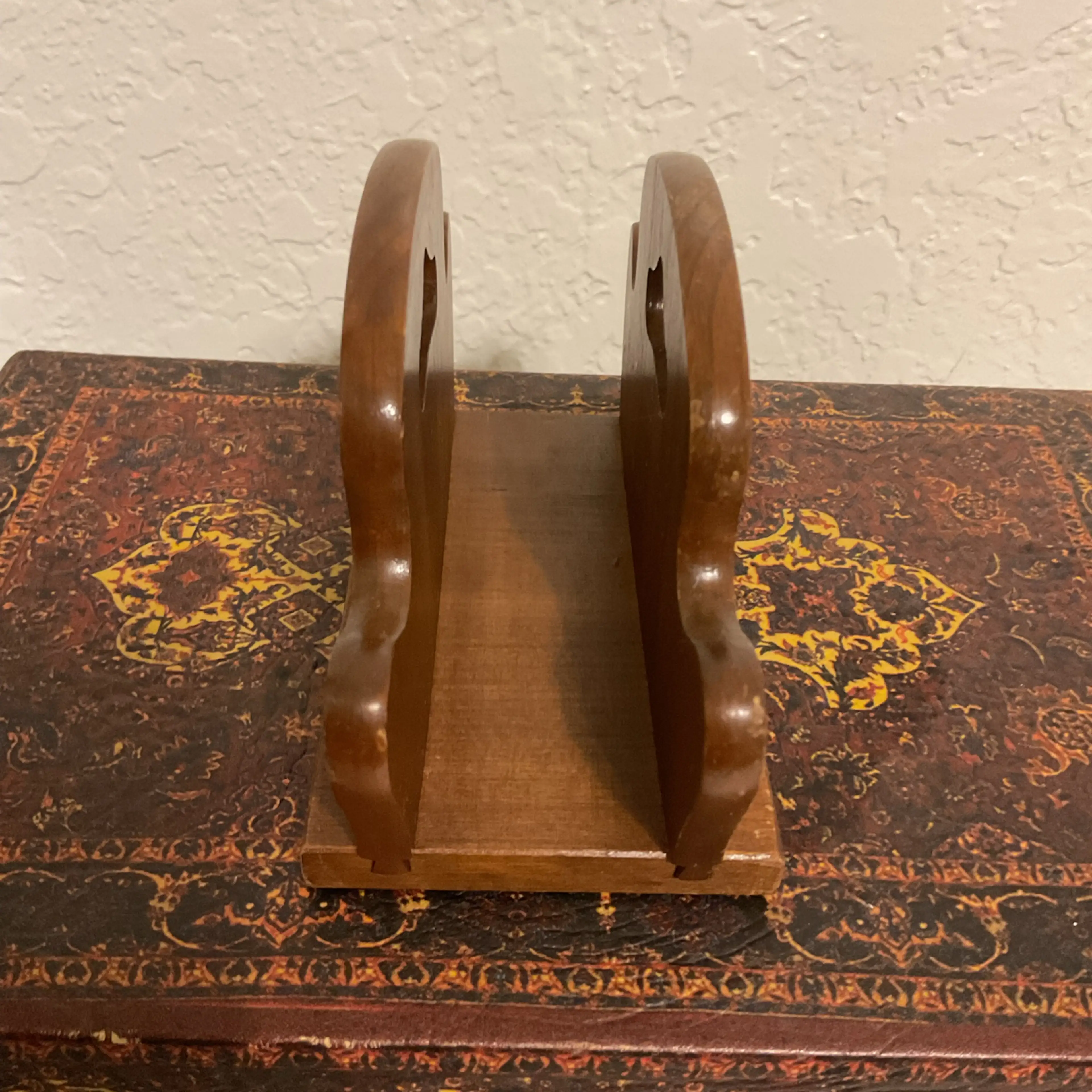 Image 2 of 2