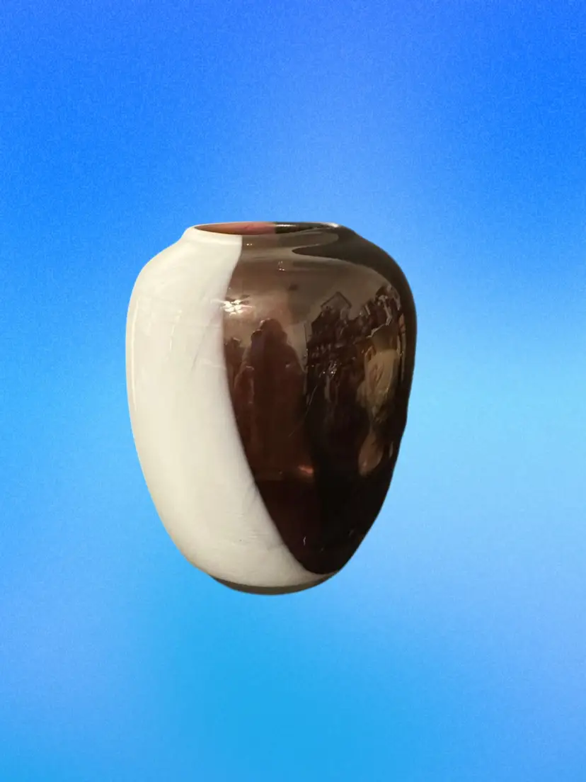001 Art Glass Vase
