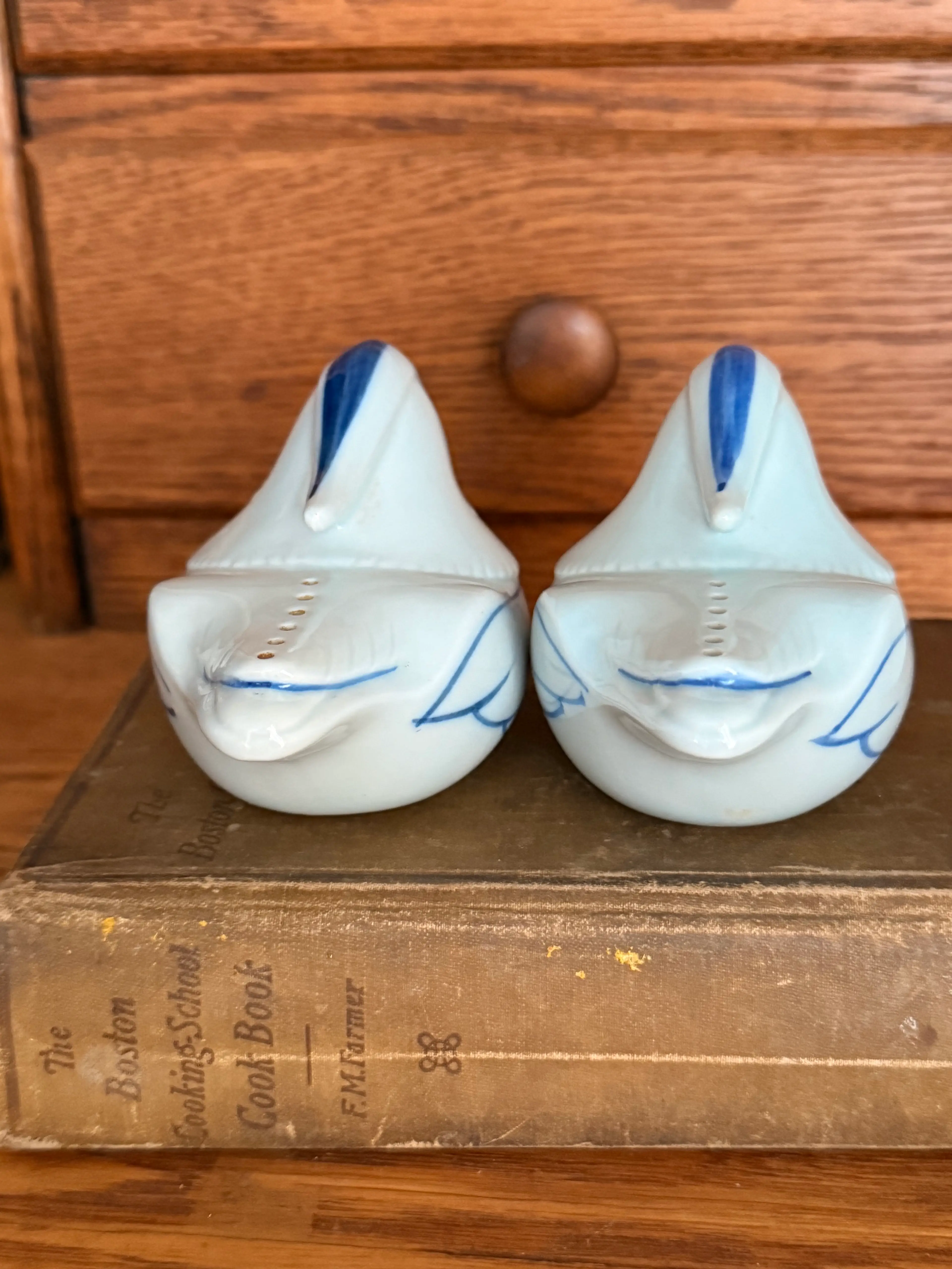 Image 3 of 6