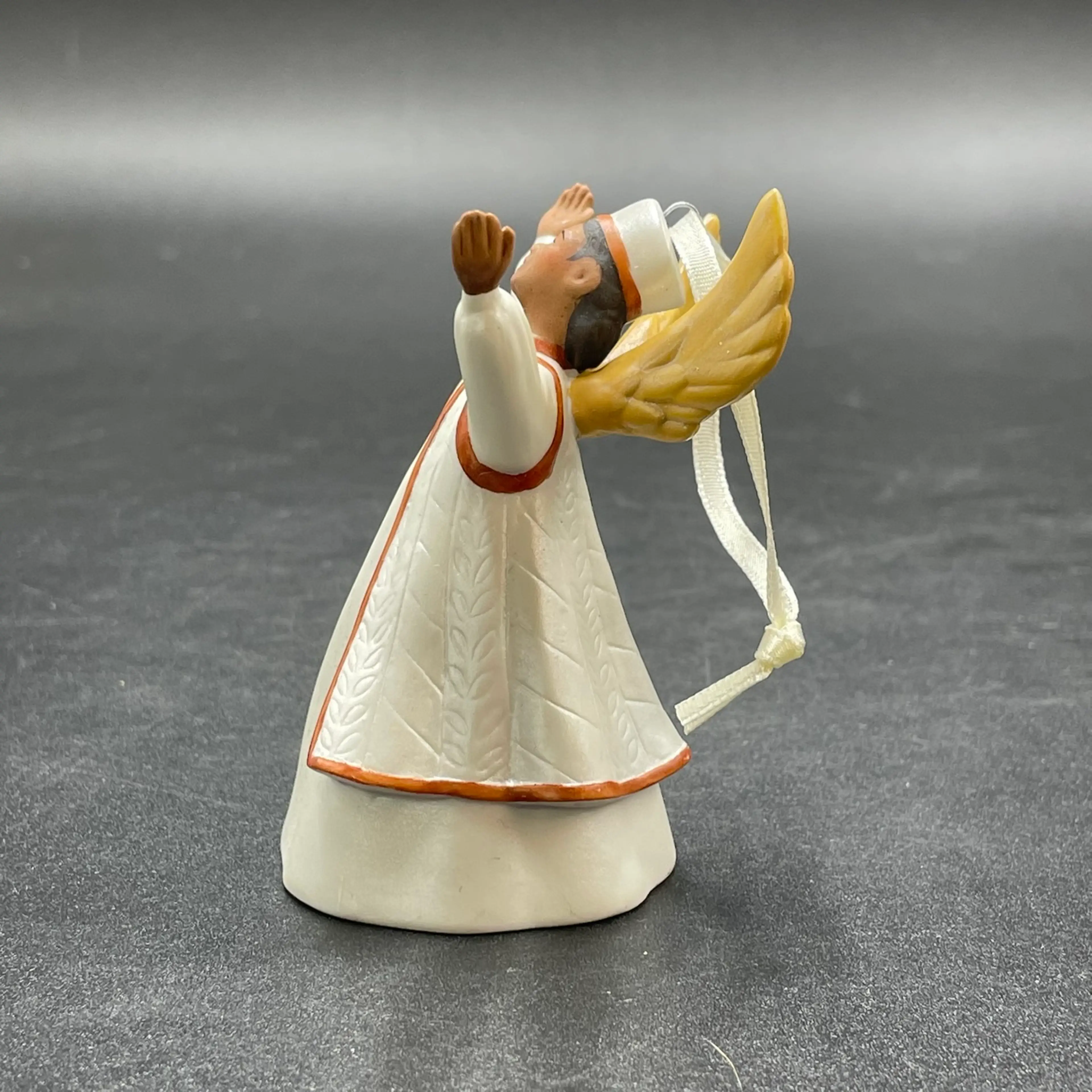 Image 4 of 9