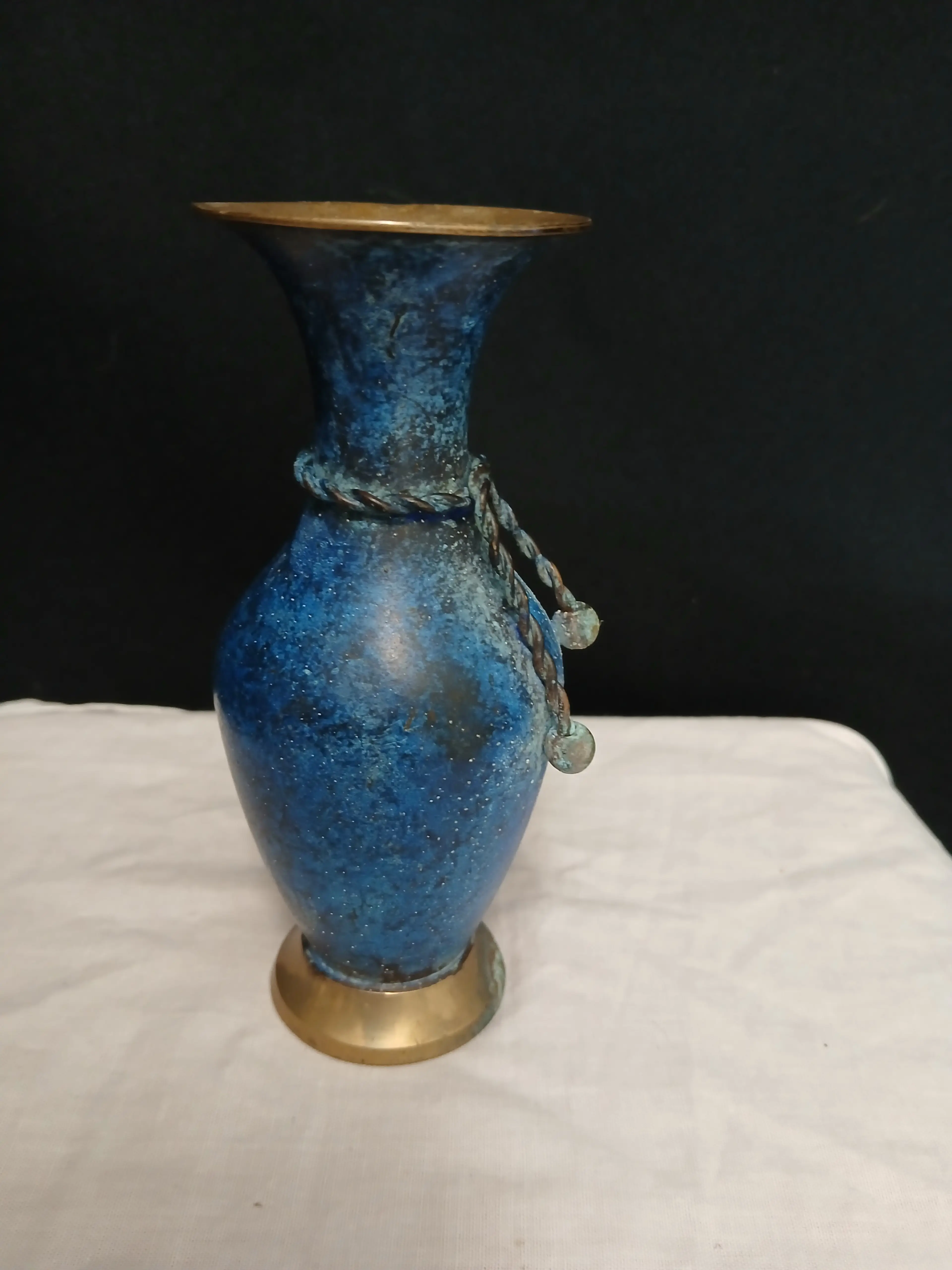 Image 4 of 6