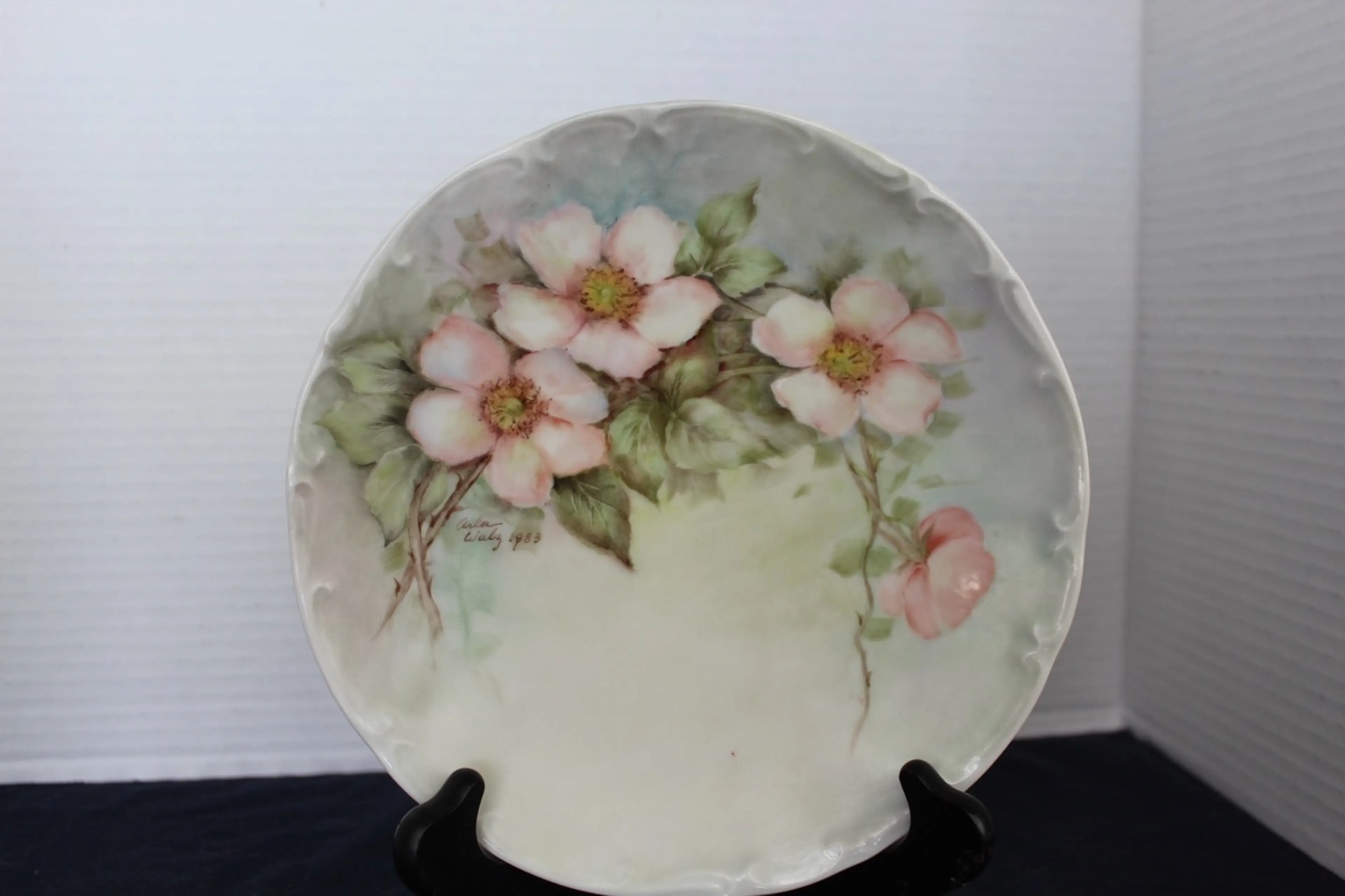 Image 1 of 6