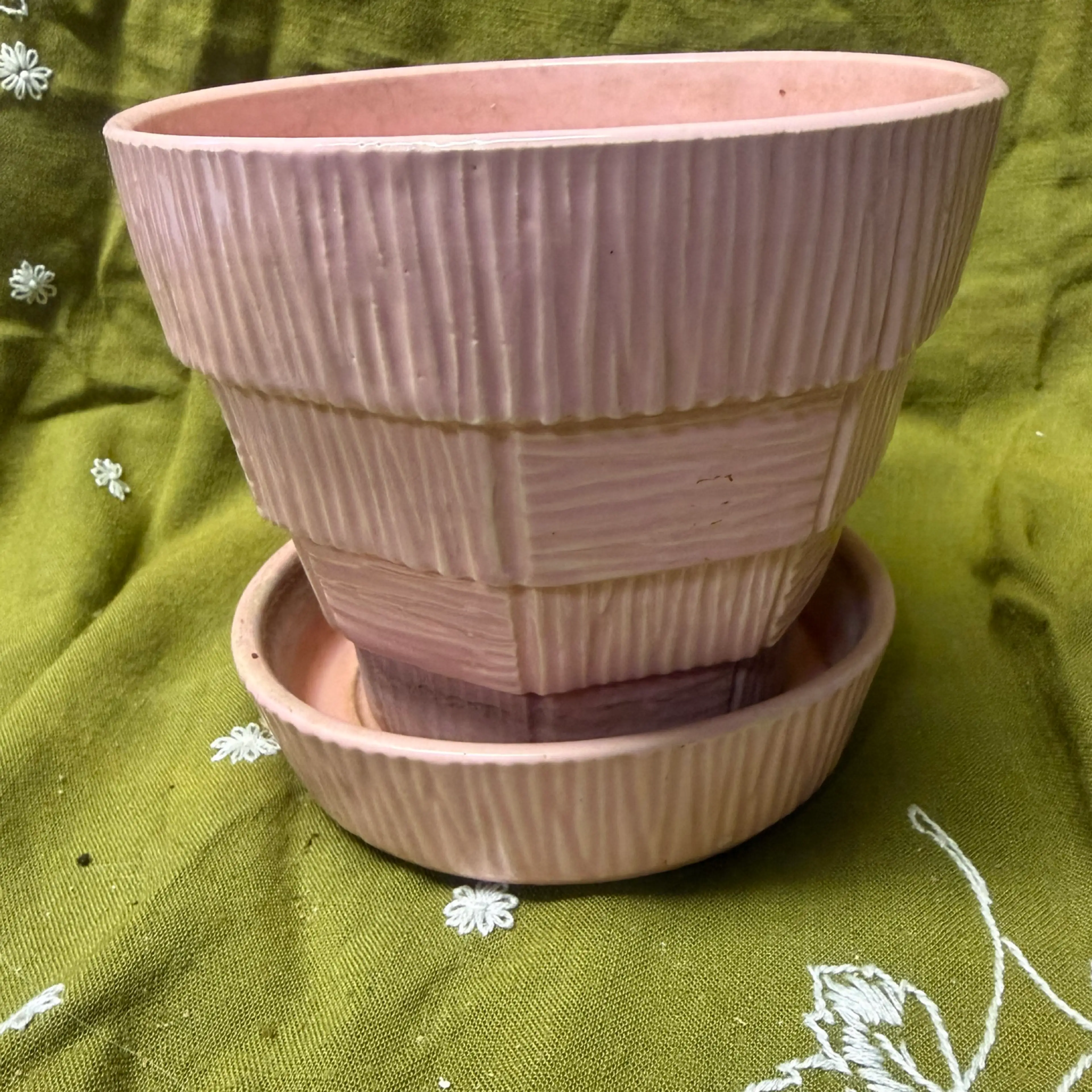 Image 2 of 6