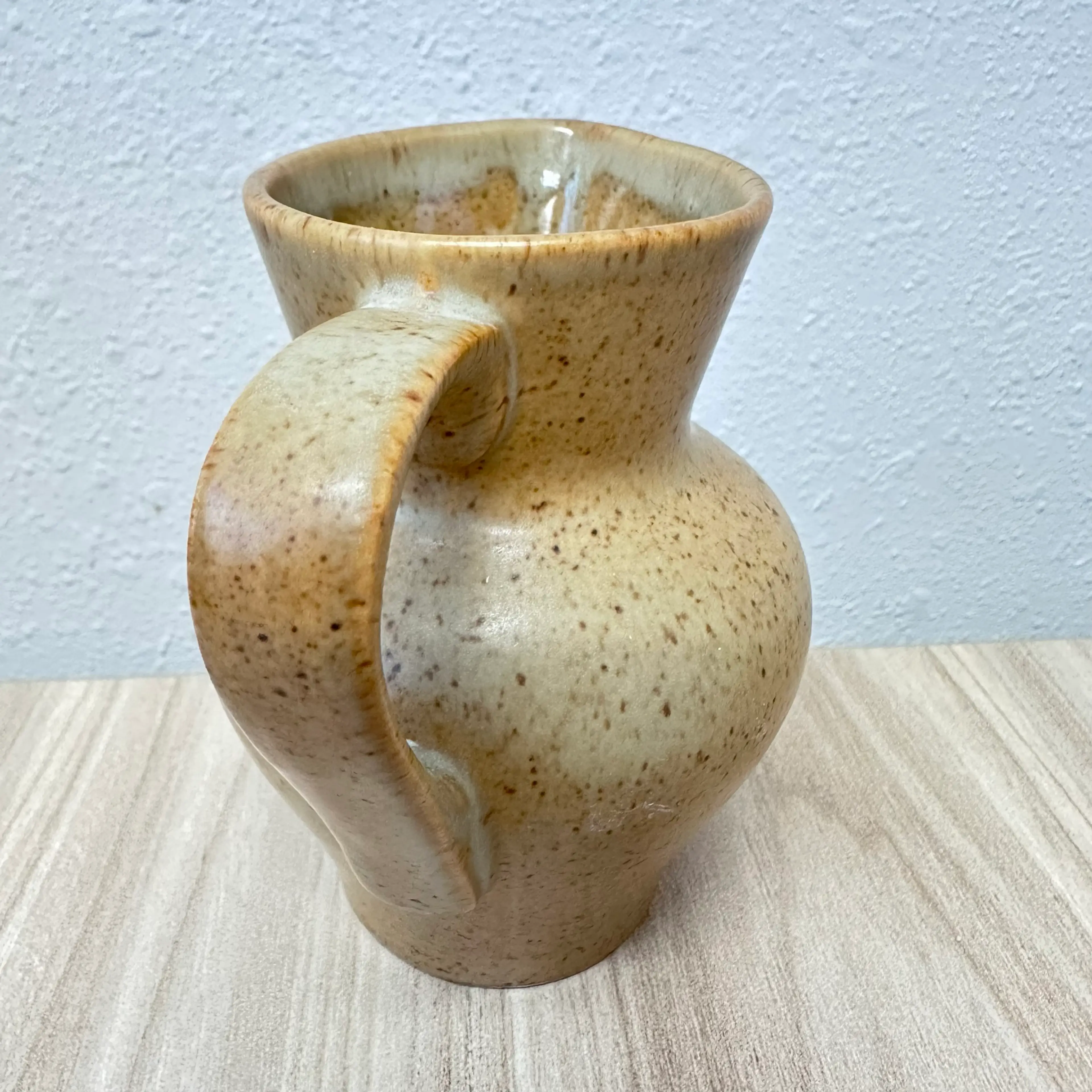 Image 4 of 24
