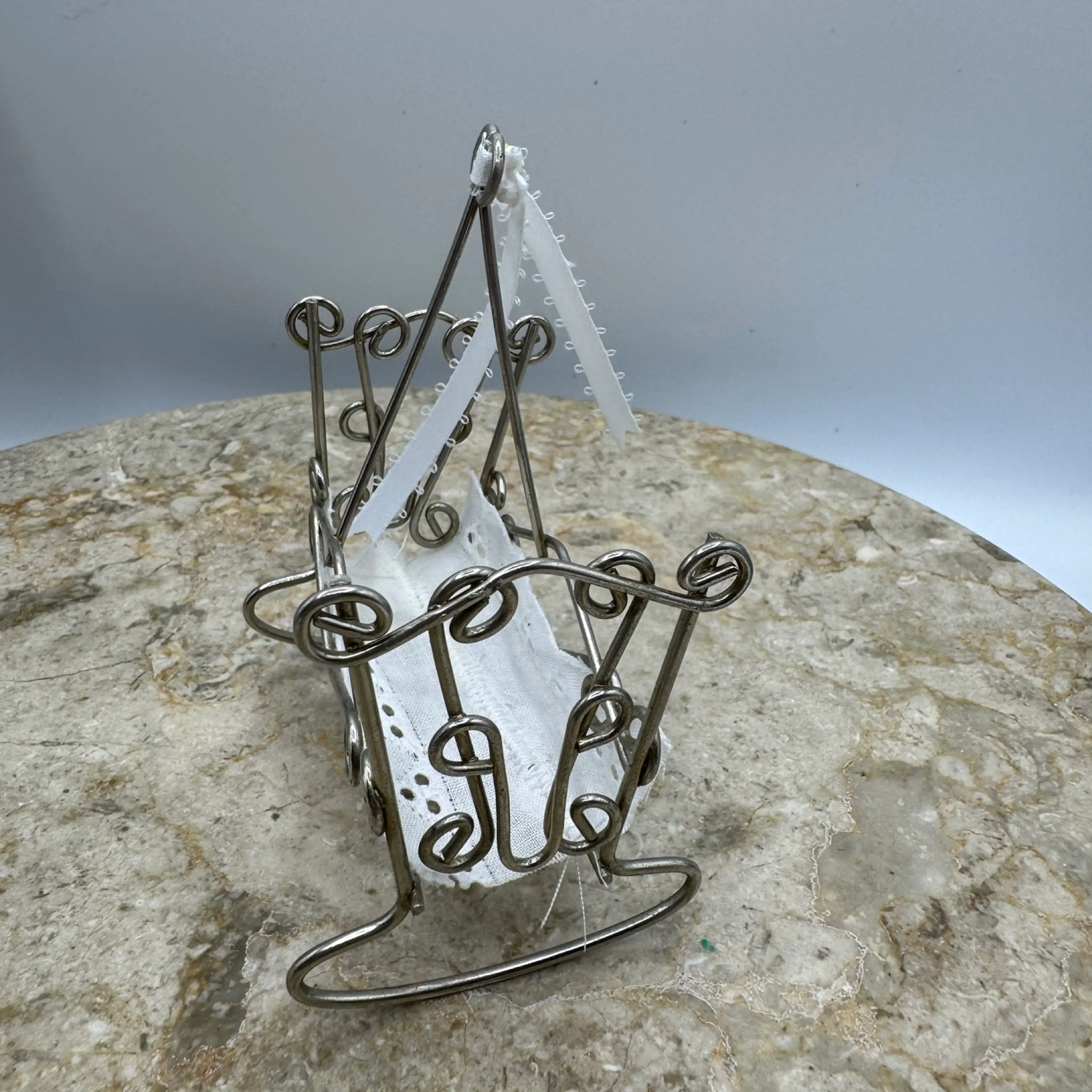 Image 4 of 6