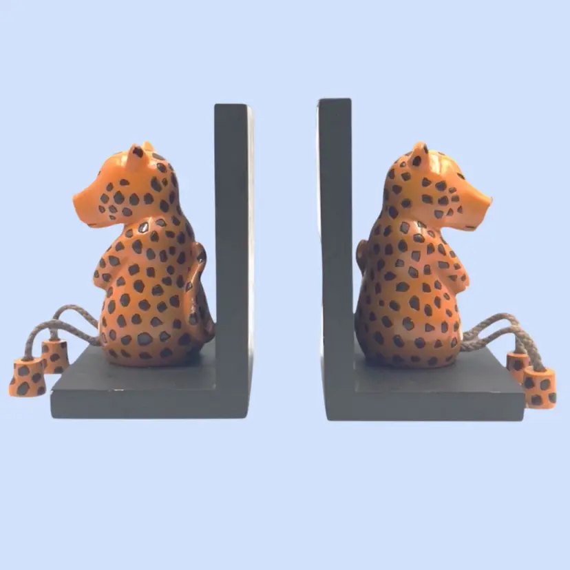 #139- Vintage Cheetah Book End Set 
Wild Cat Shelf Sitter Figurine