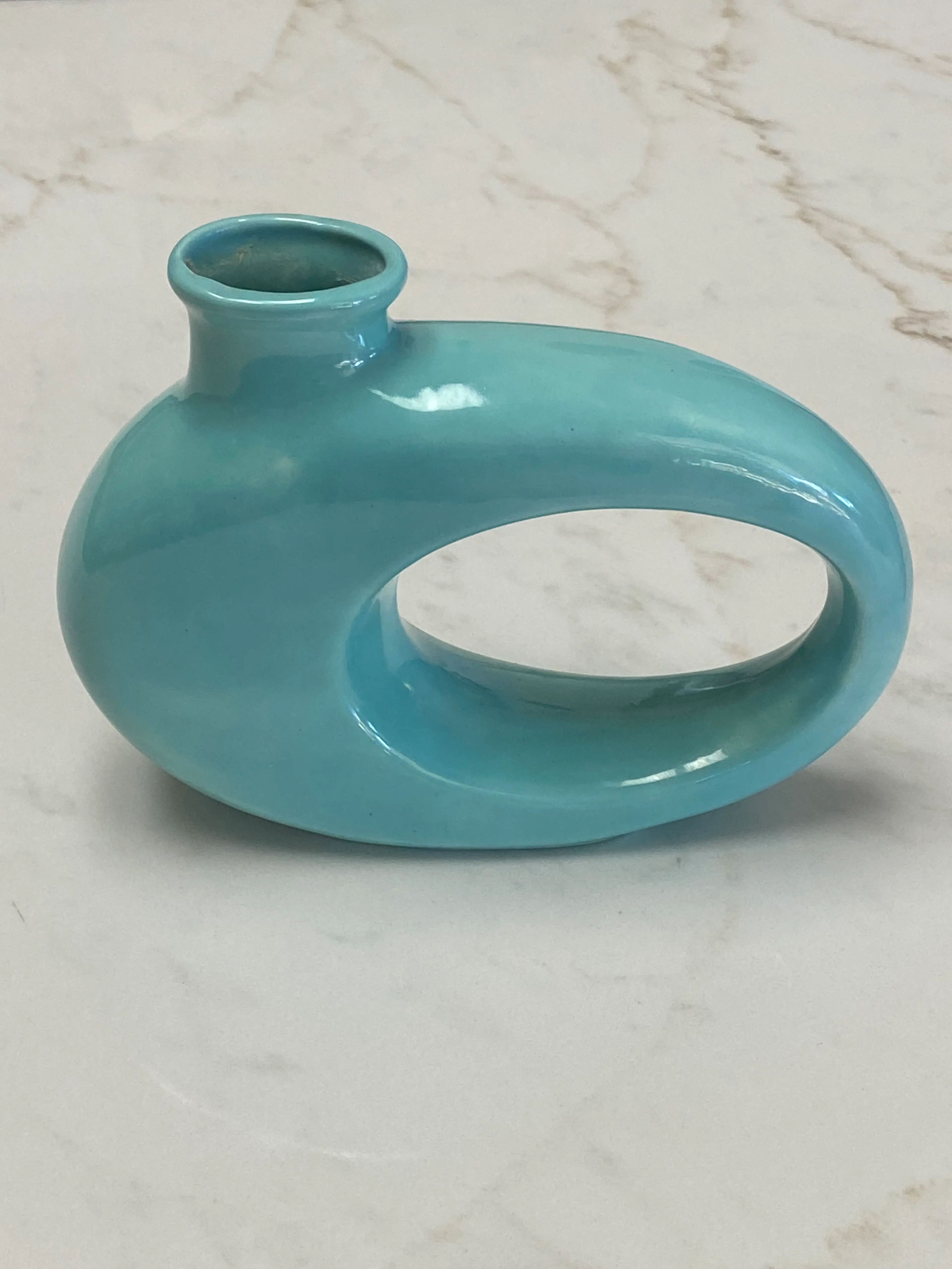Image 2 of 6