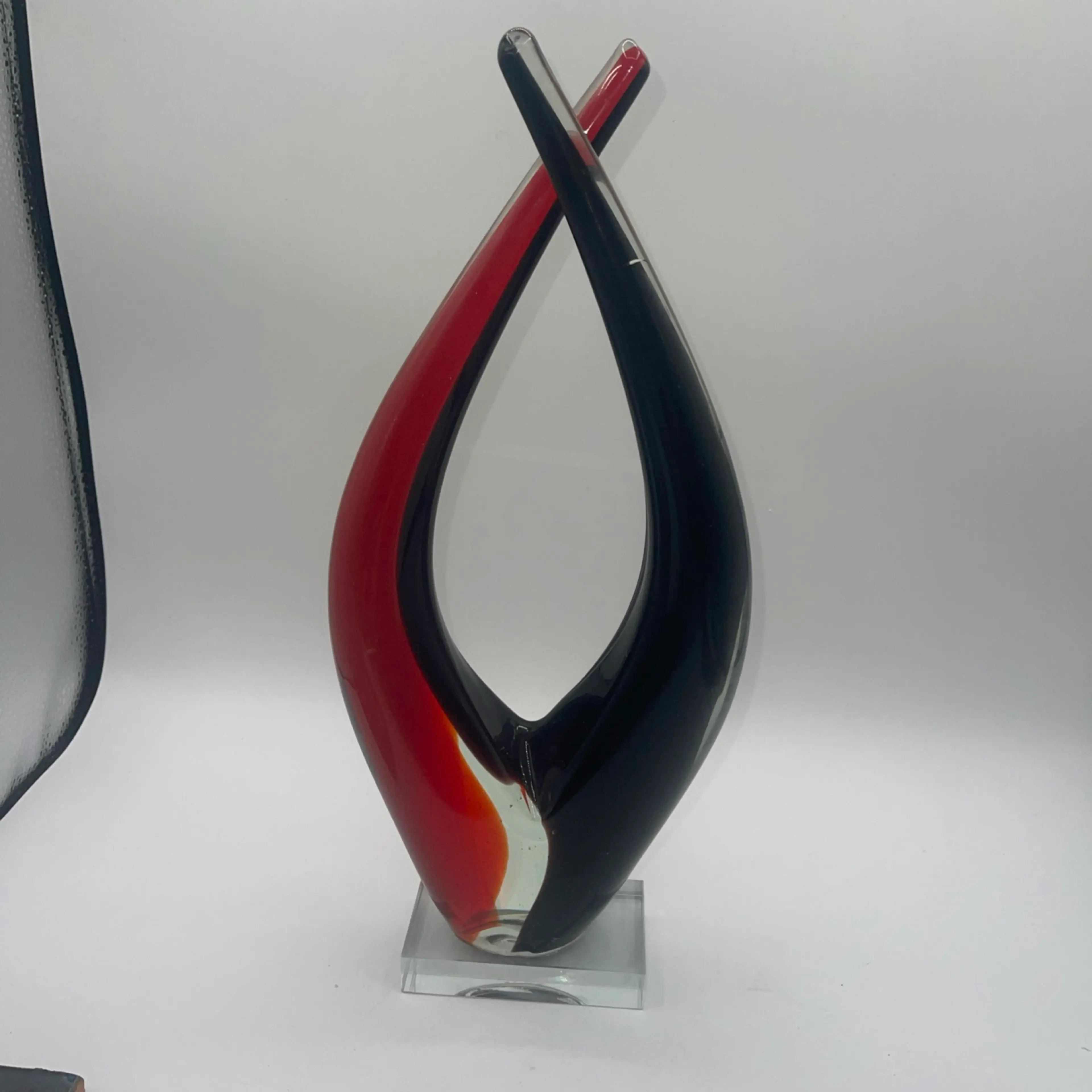 Image 2 of 10
