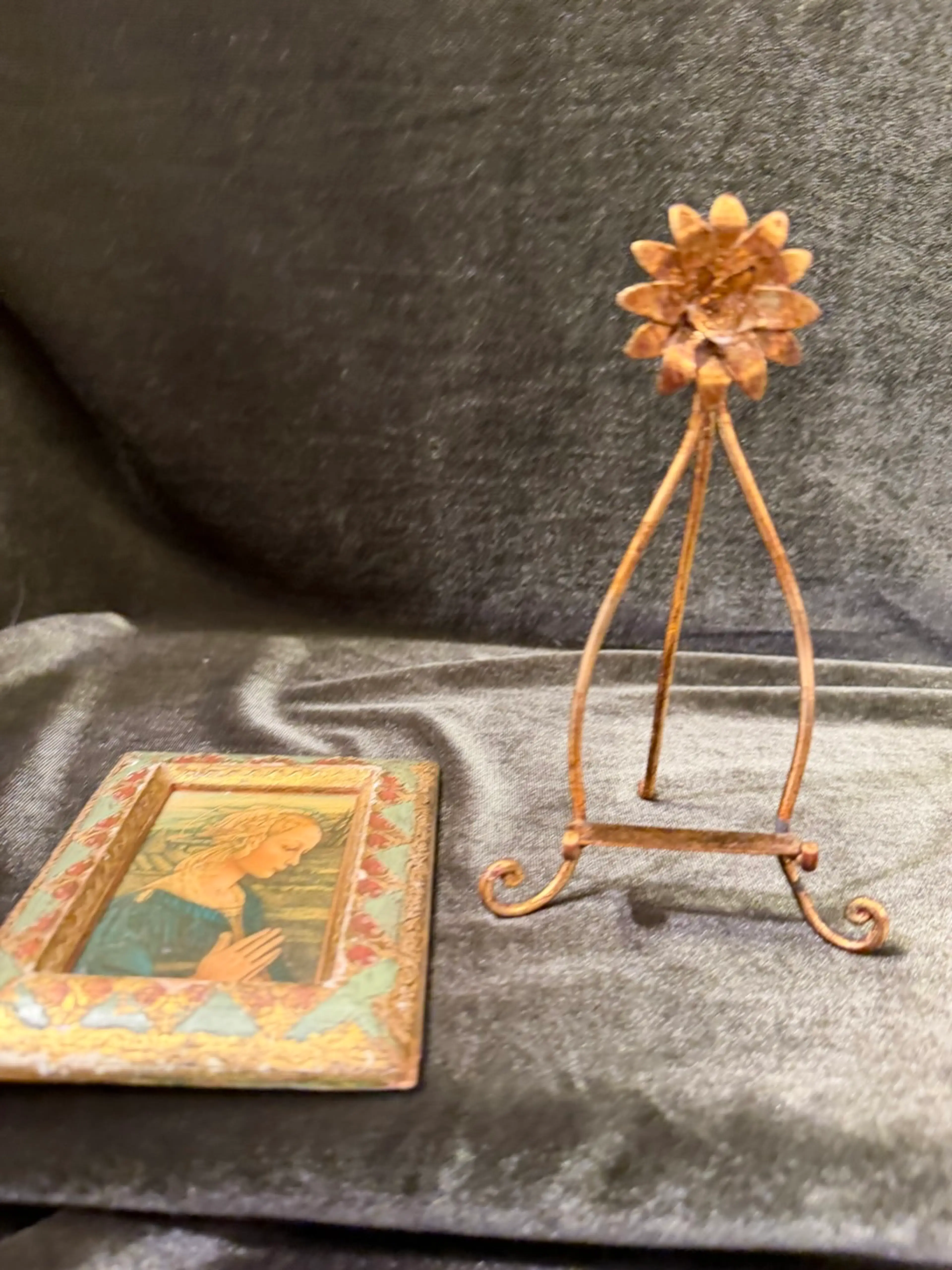 Image 4 of 10