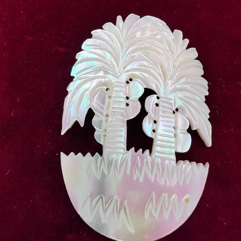Mid Century Mother Of Pearl Tropical Tree Brooch 2.25” x 1.3”