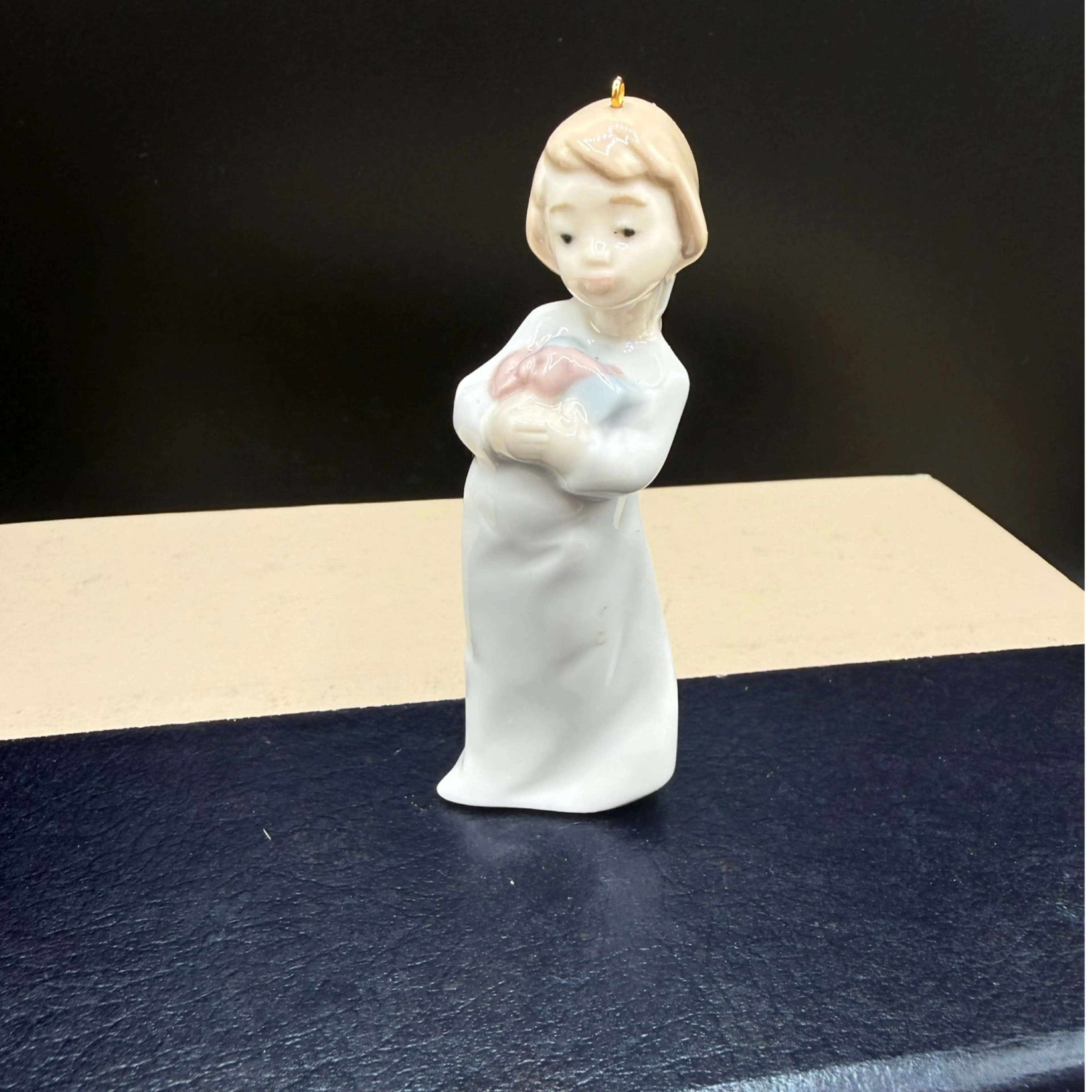 Image 1 of 5