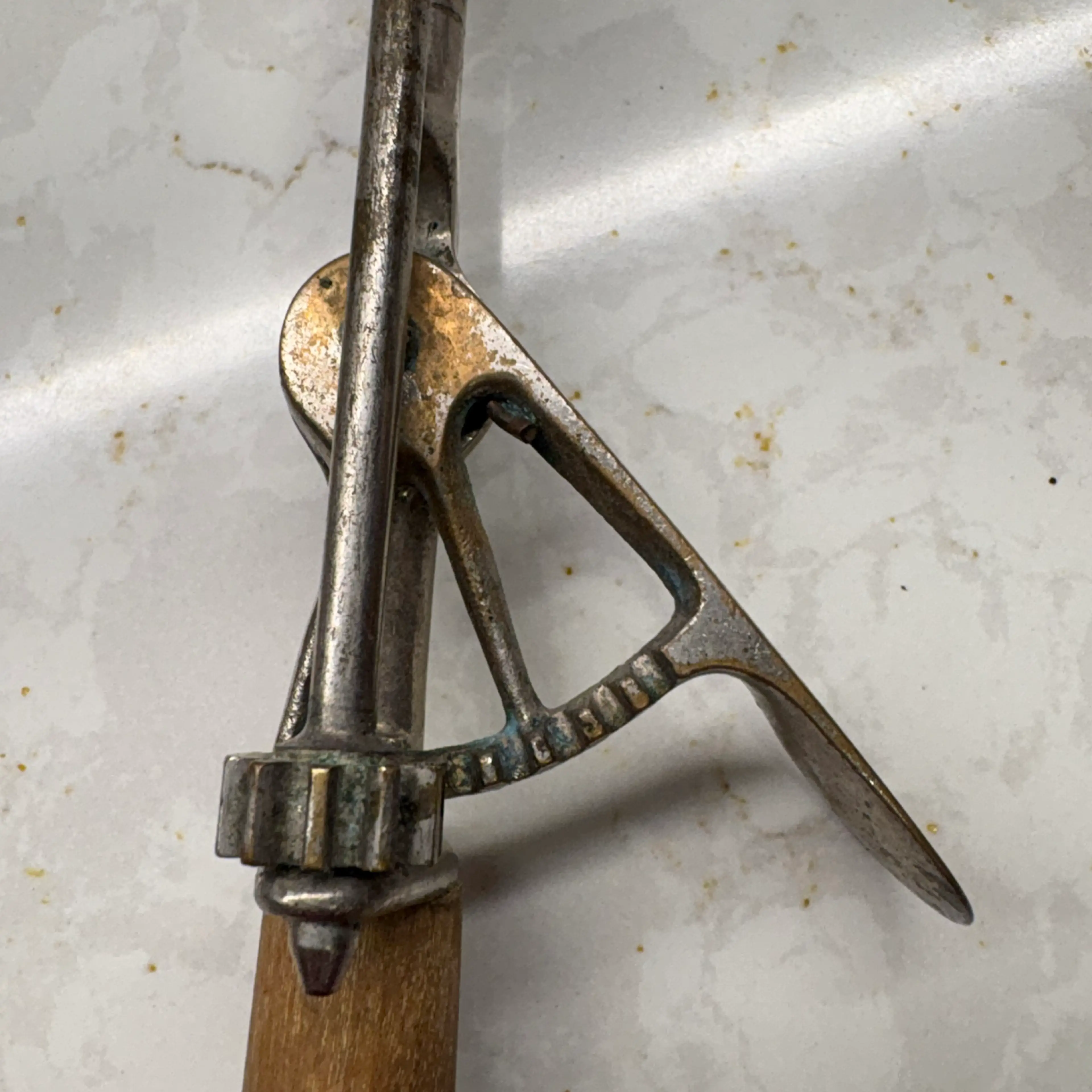 Image 4 of 6