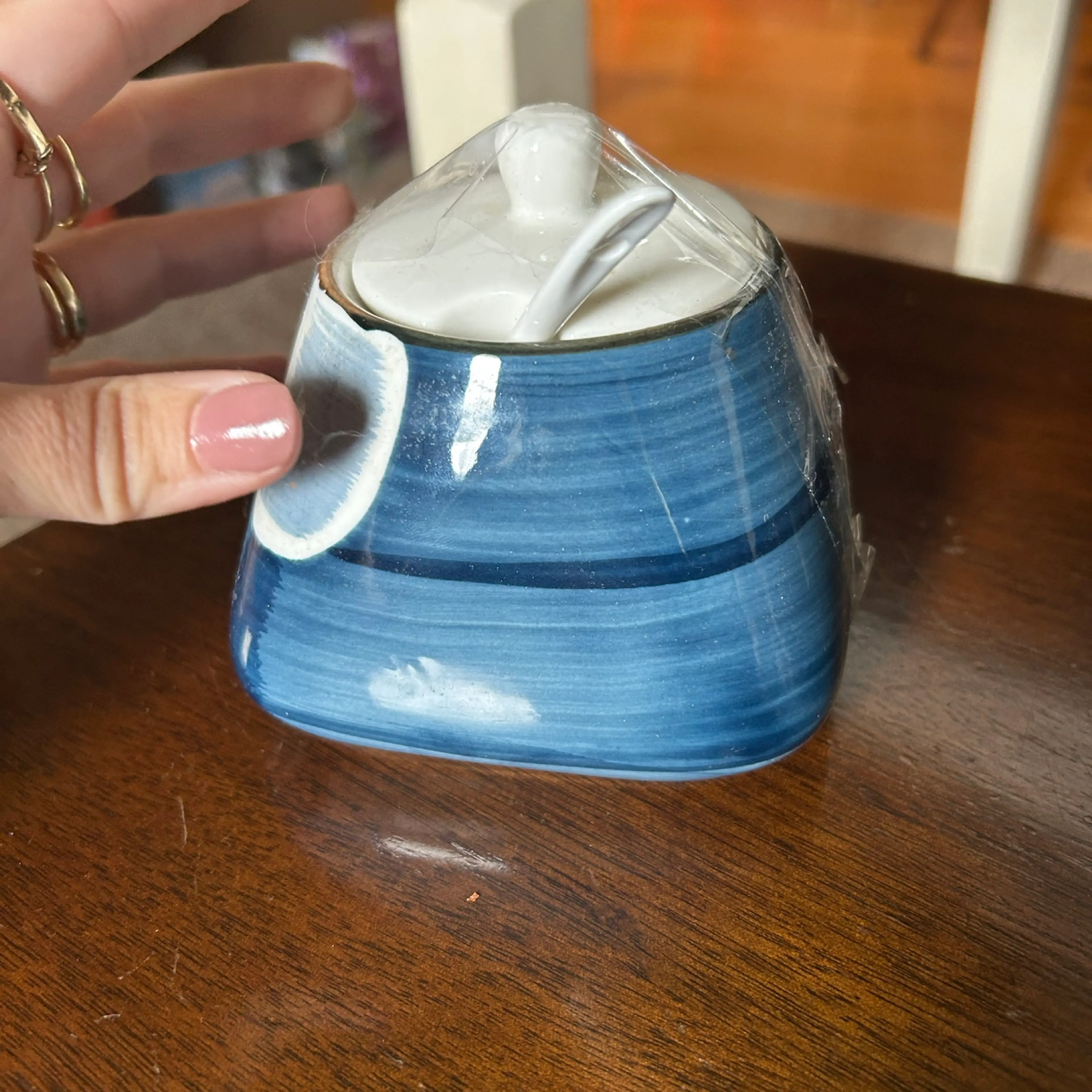 Image 1 of 4