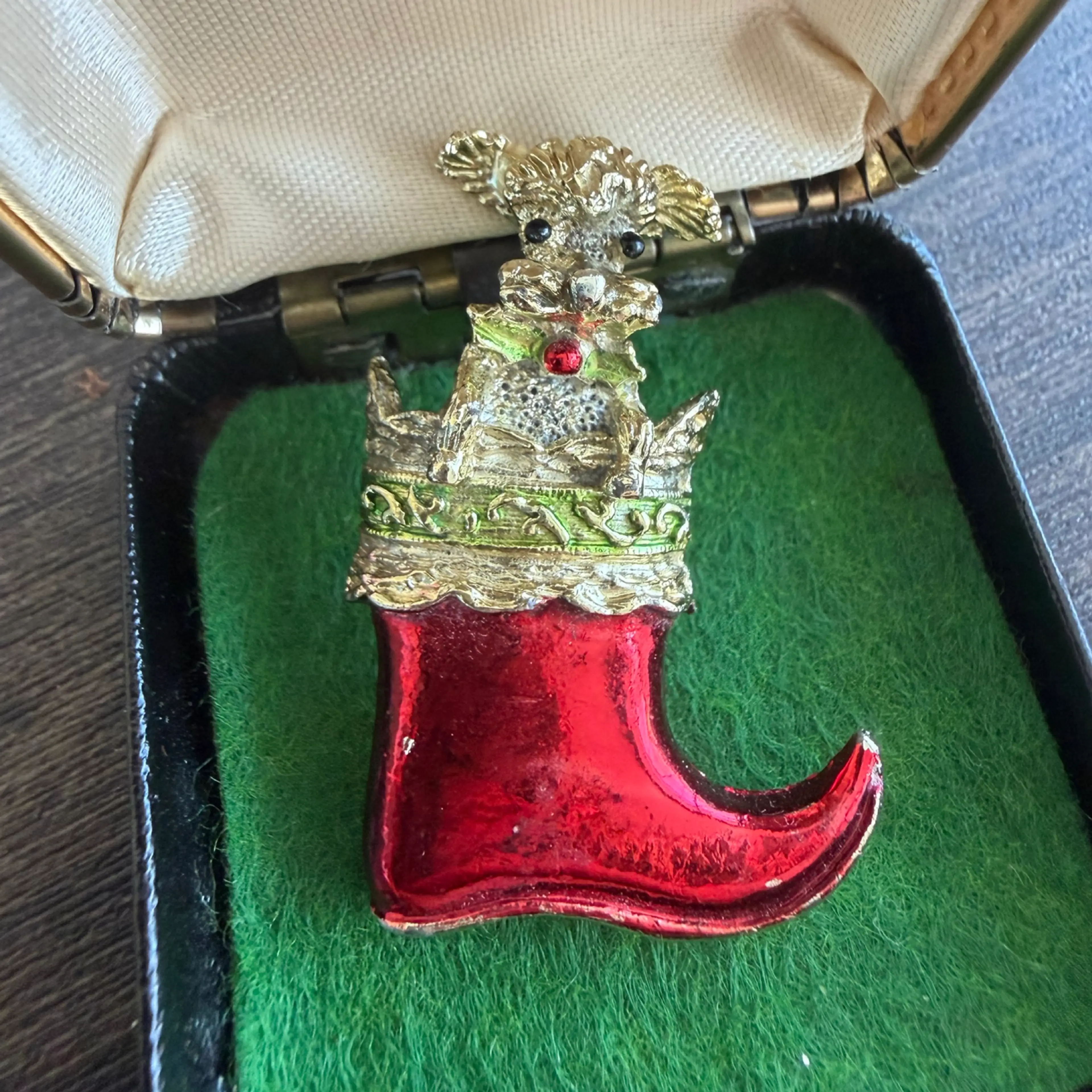Image 1 of 5