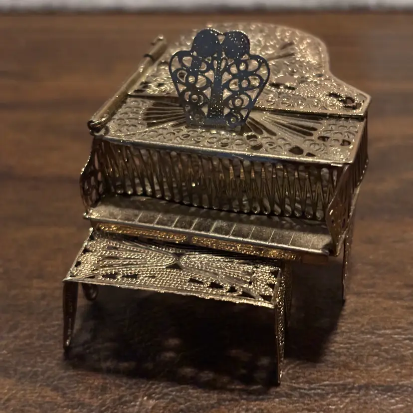 Open Work Piano Box With Stool