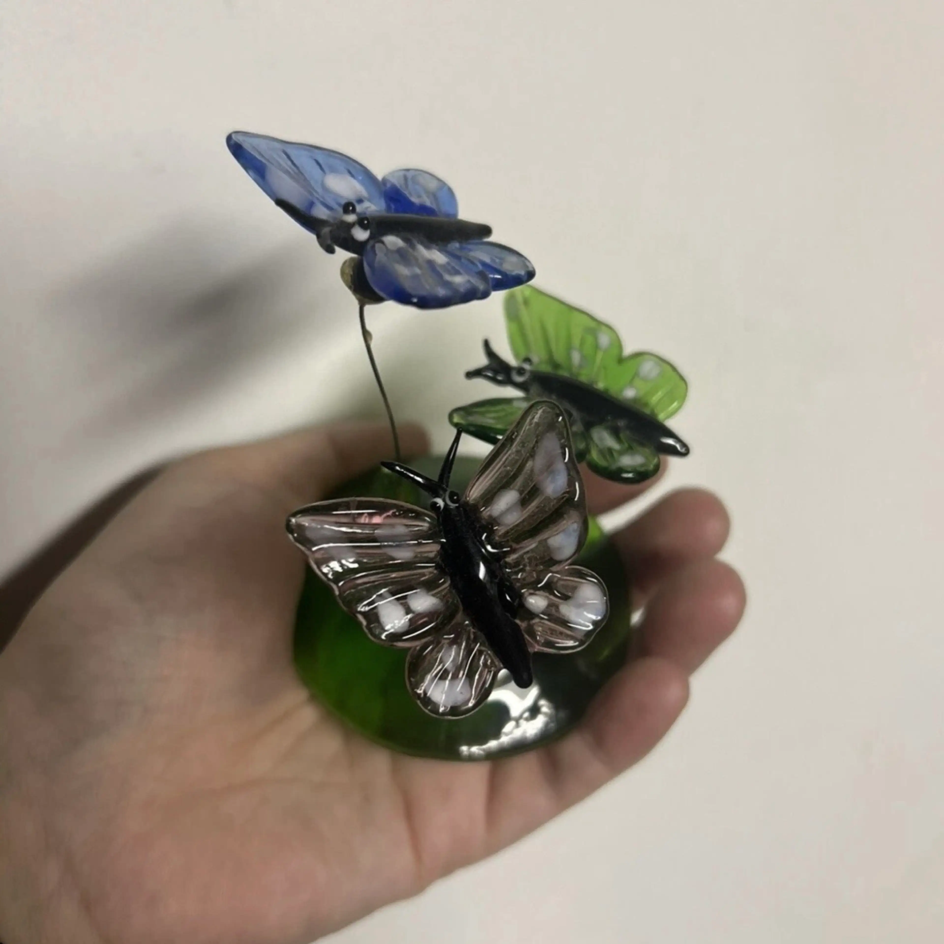Image 3 of 6