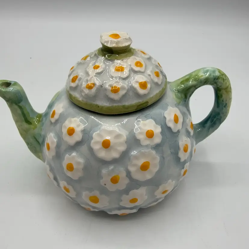 Cute Italian Ceramic Mini Tea Pot With Daisies