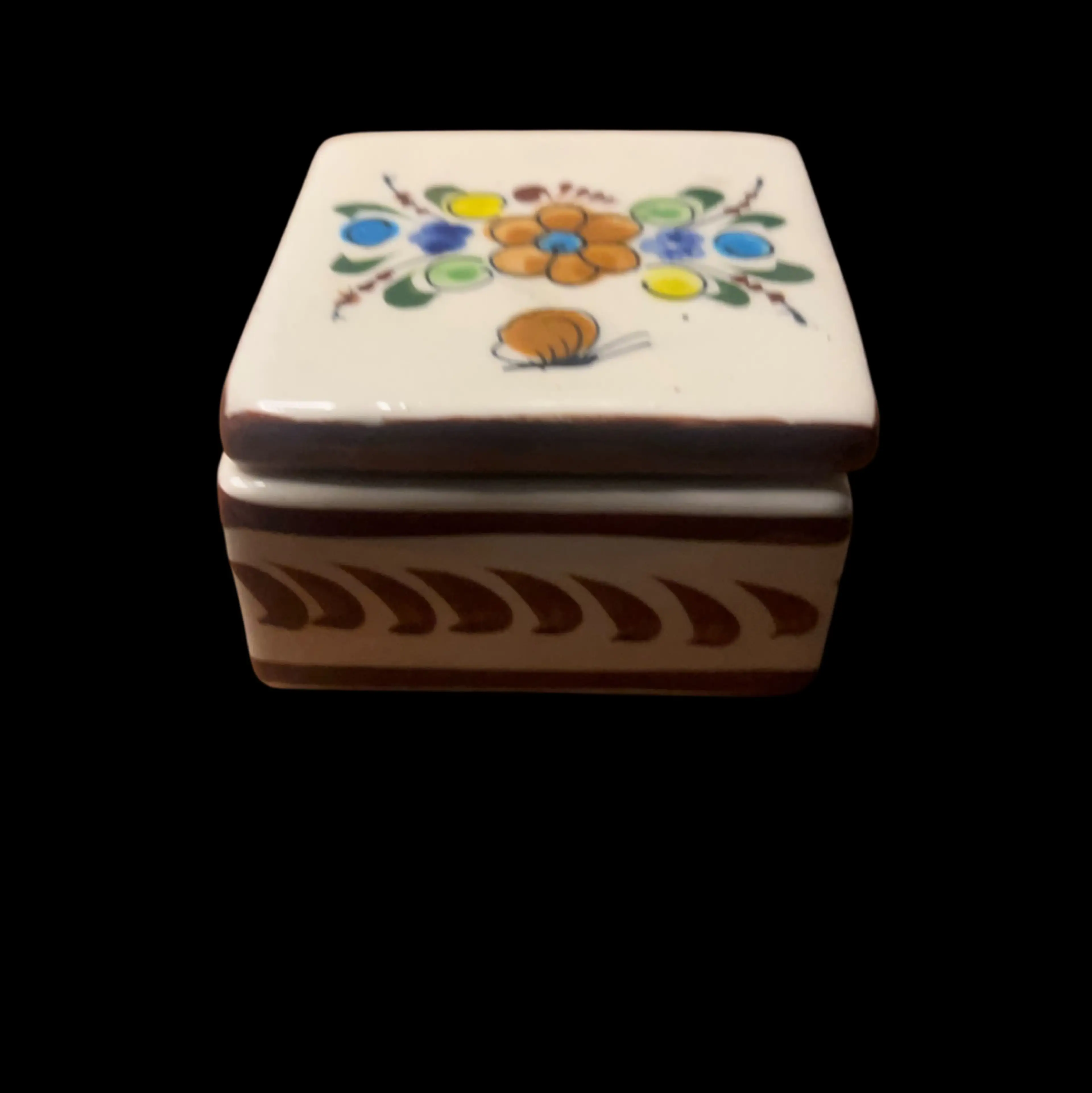 Image 1 of 4