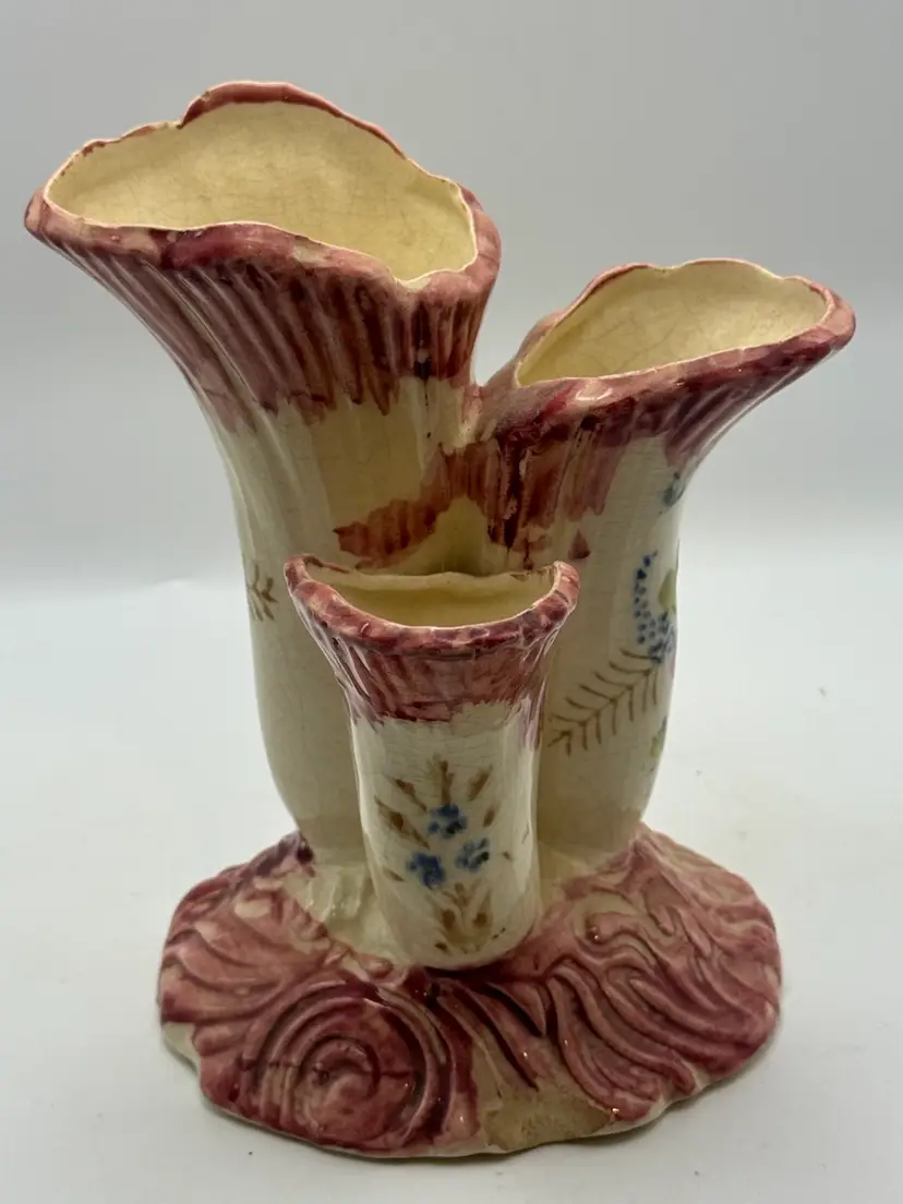 Mid Century Vintage Ceramic Triple-Finger or Parrot Tulip Vase 6.5” X 5” Made In Japan