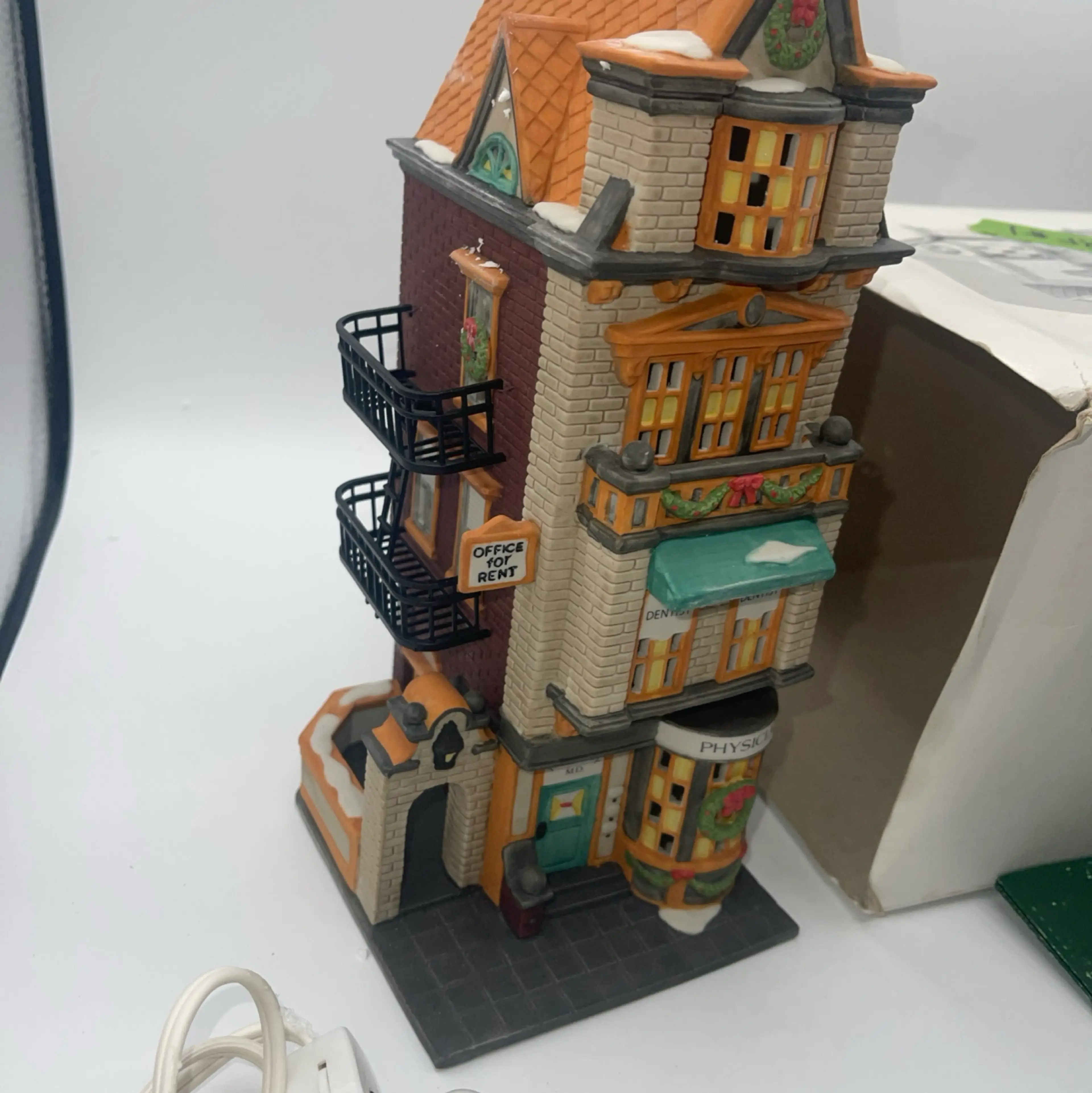 Image 3 of 11