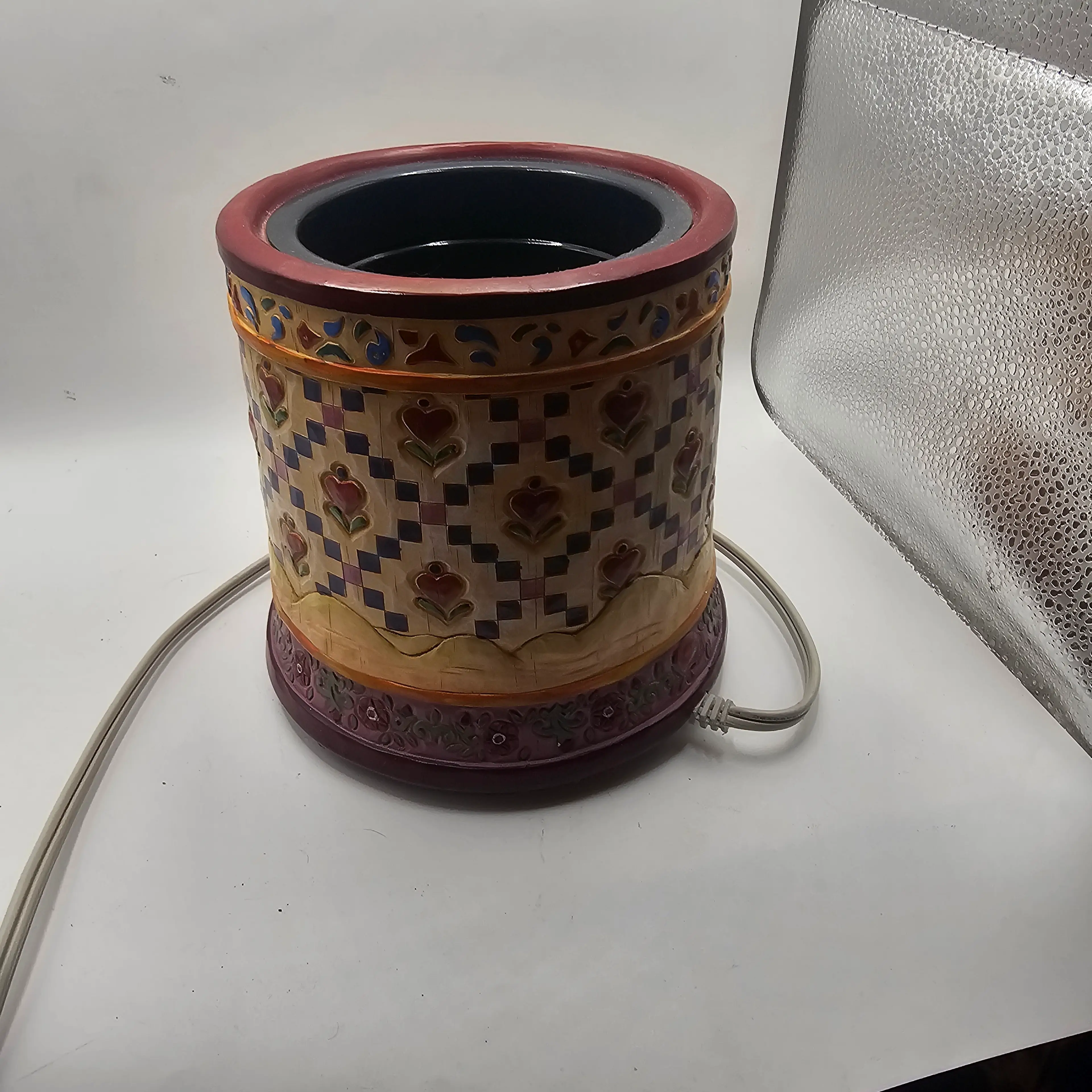 Image 2 of 6