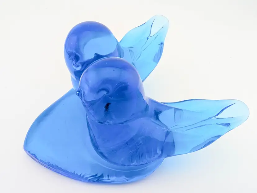 Leo Ward Double Bluebird of Happiness 1995 Signed Glass Bird Heart Figurine