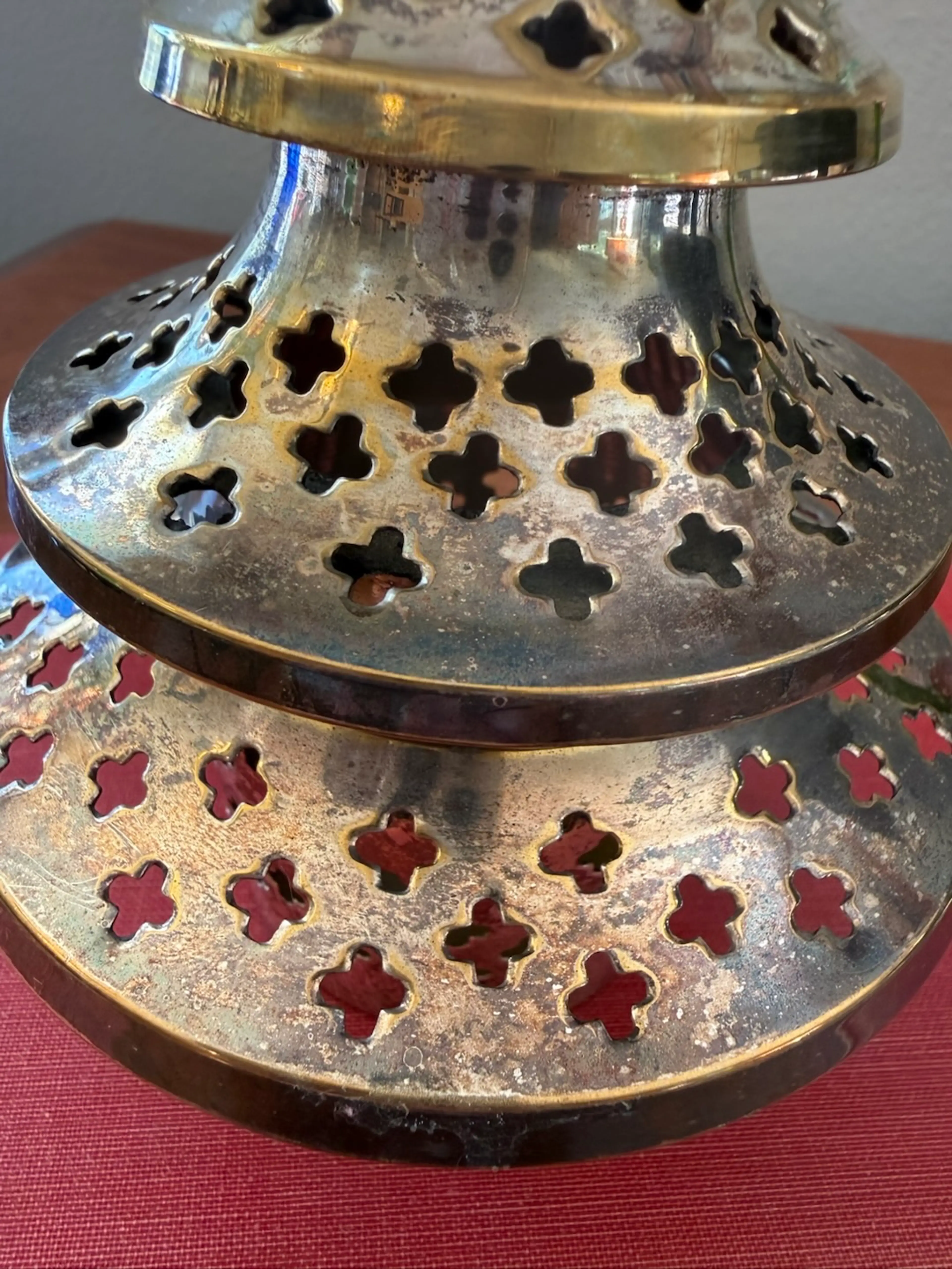Image 2 of 4