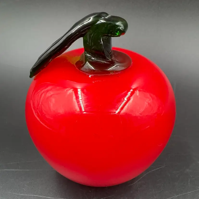 Vintage Red Glass Apple With Applied Green Stem And Leaf 🍃 Nice Condition