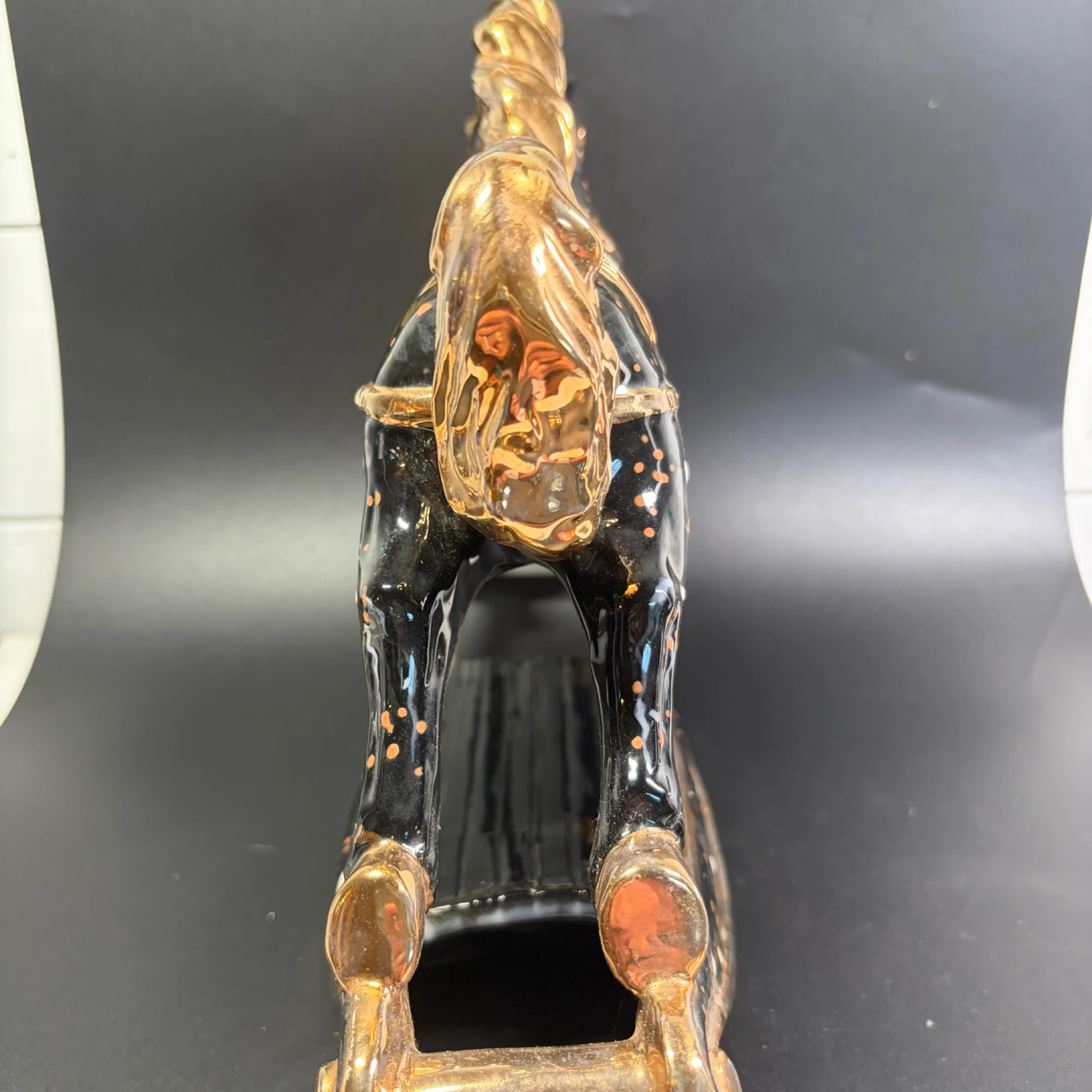 Image 4 of 7