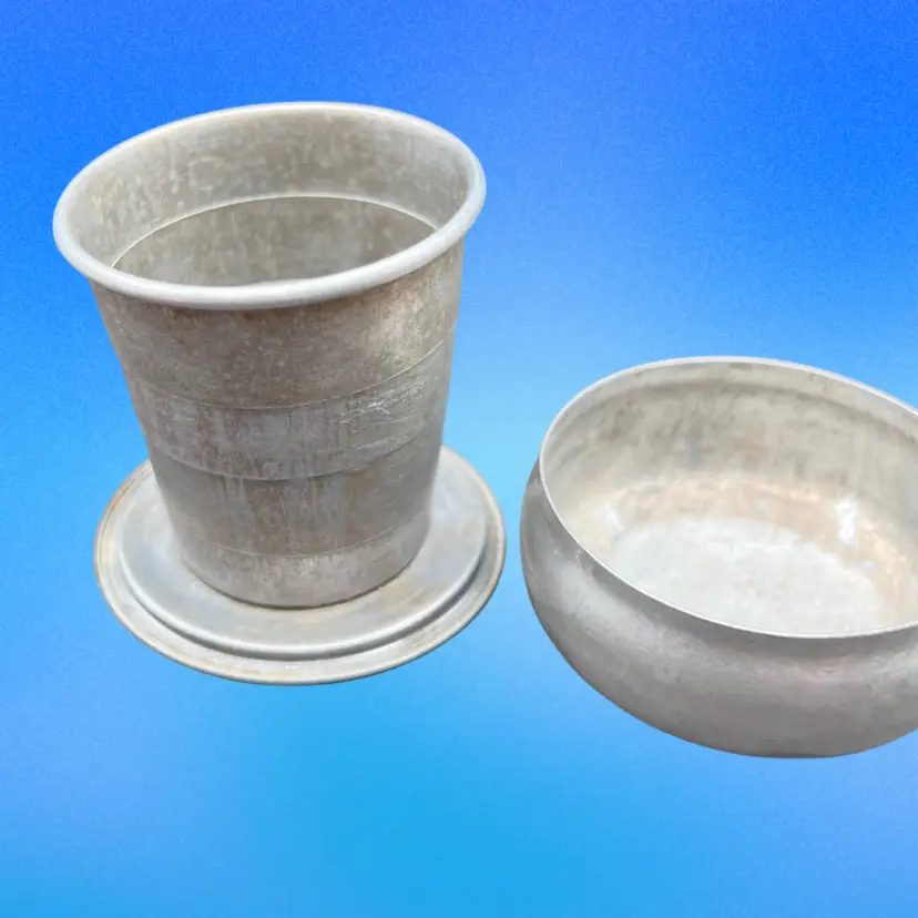 #161A Vintage Collapsible Metal Pocket Drinking Cup Domed Lid Travel Cup. Unmarked