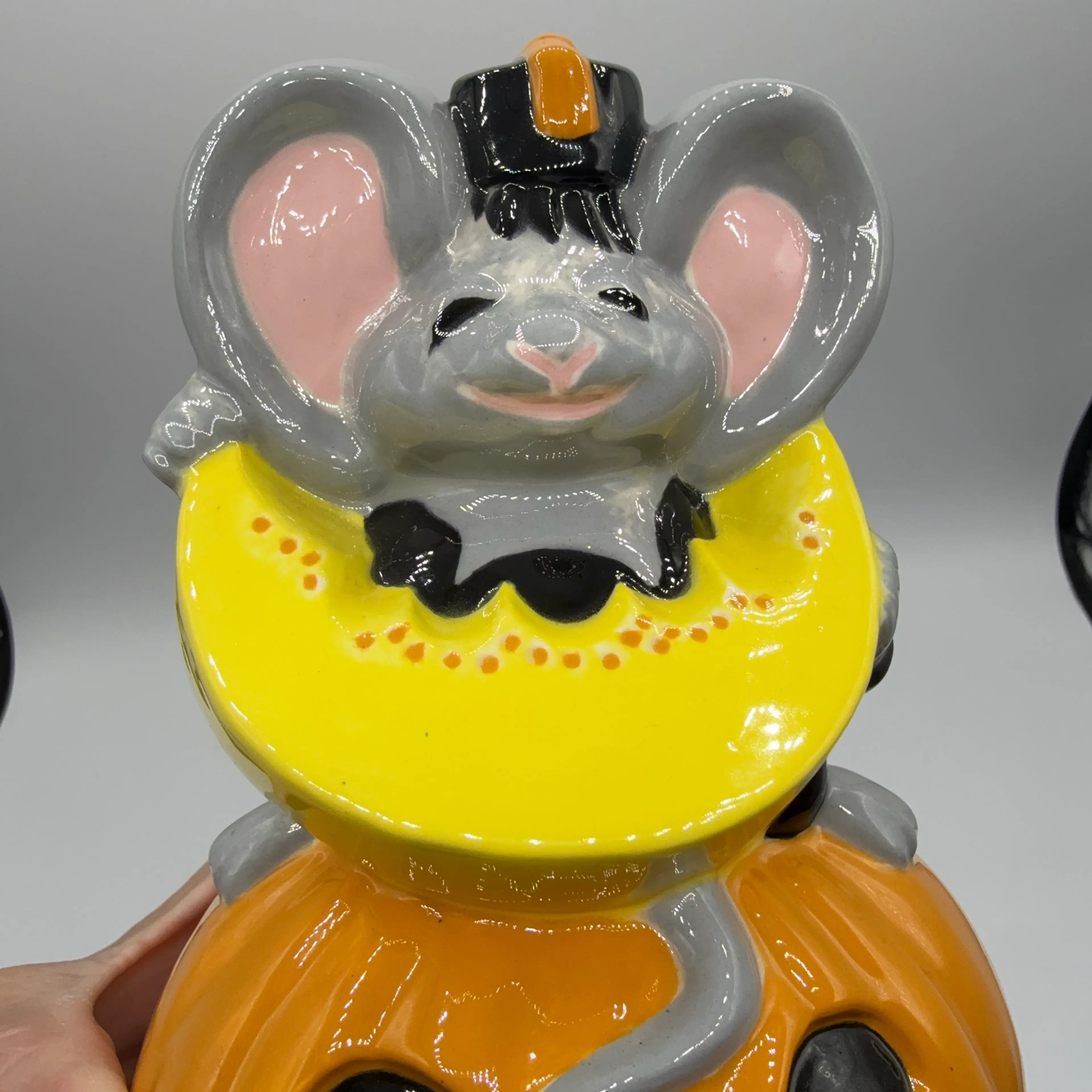 Image 4 of 5