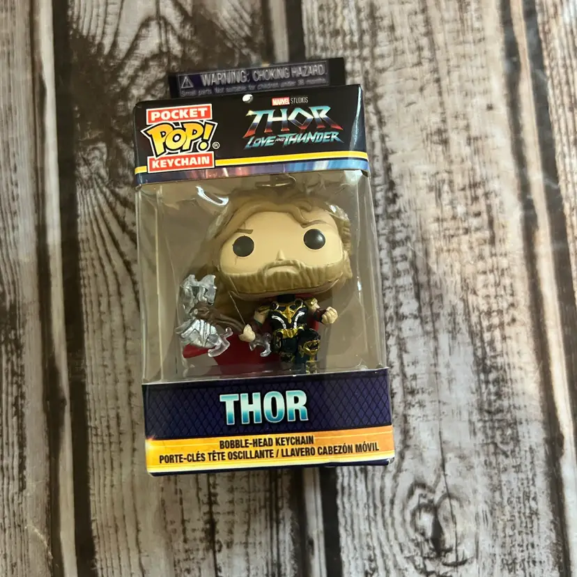 Thor Pocket Pop Keychain Marvel Studios Funko 2022 Thor Love and Thunder