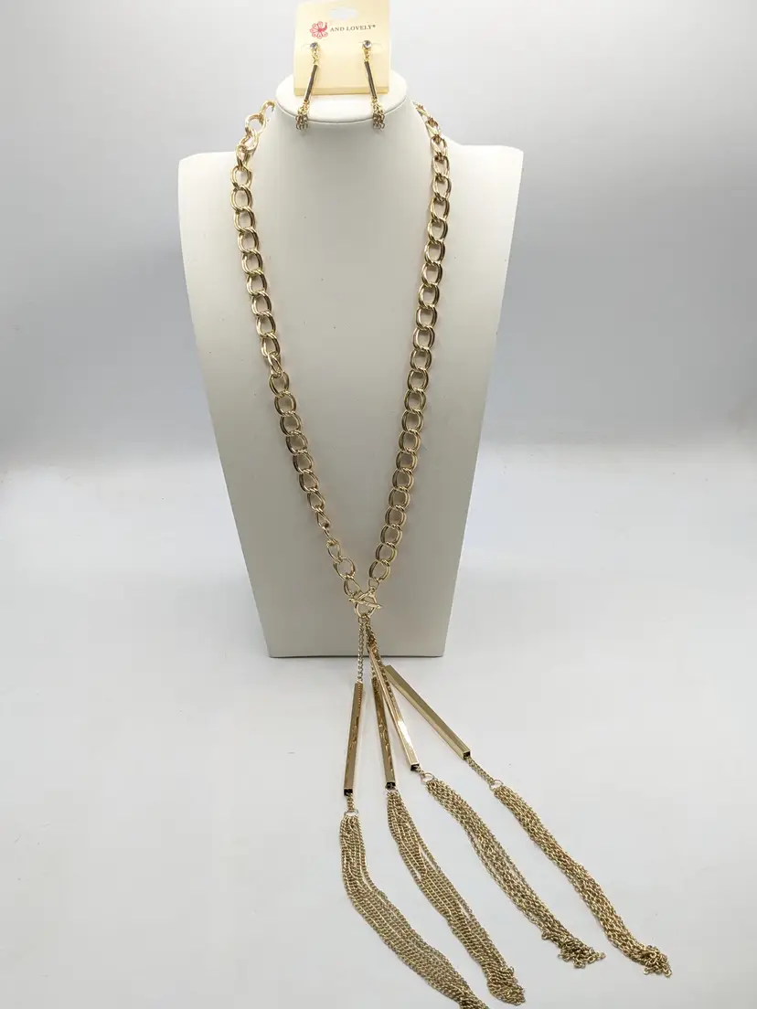 And Lovely Gold Tone Chain Tassel Necklace and Earring Set NWT