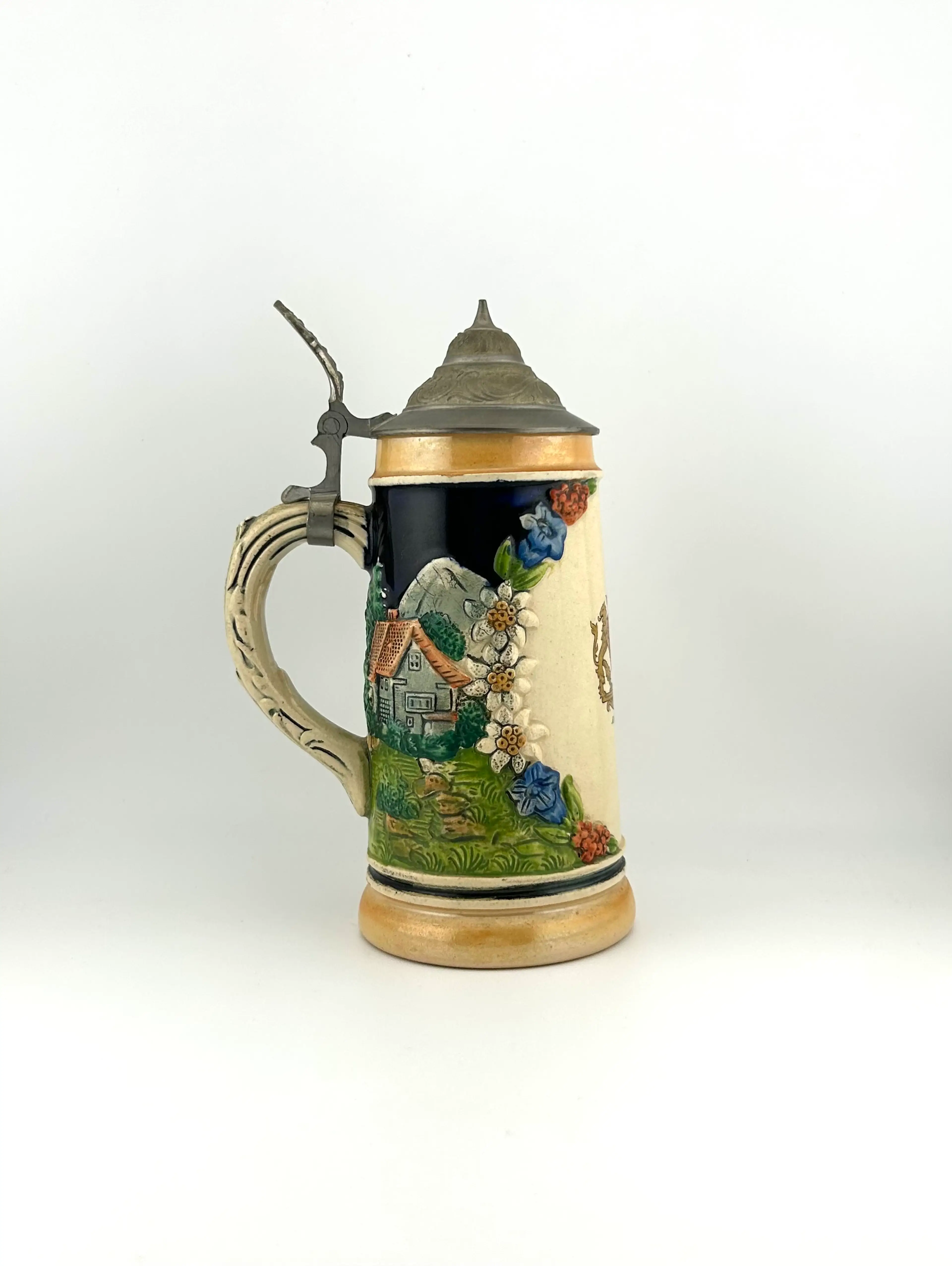 Image 2 of 11