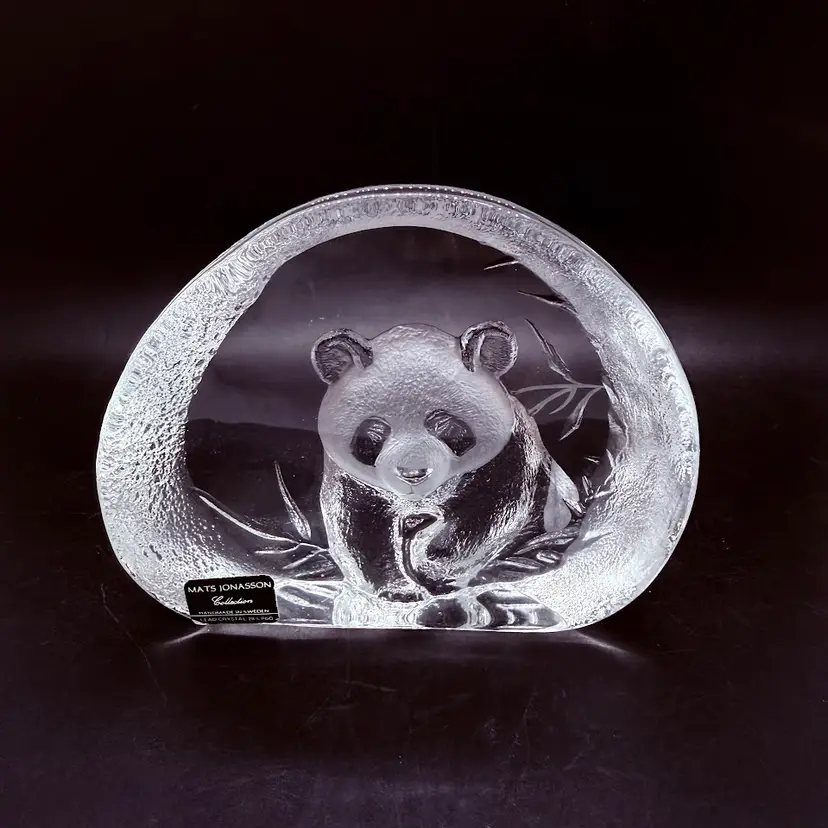Mats Jonasson 3256 Panda Bear Bamboo Sweden Crystal Glass Paperweight Sticker 4"