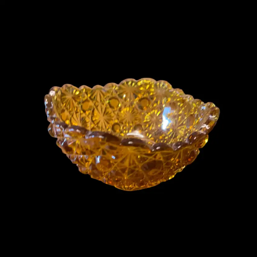 01. Vintage LG Wright Daisy and Button Amber Bowl