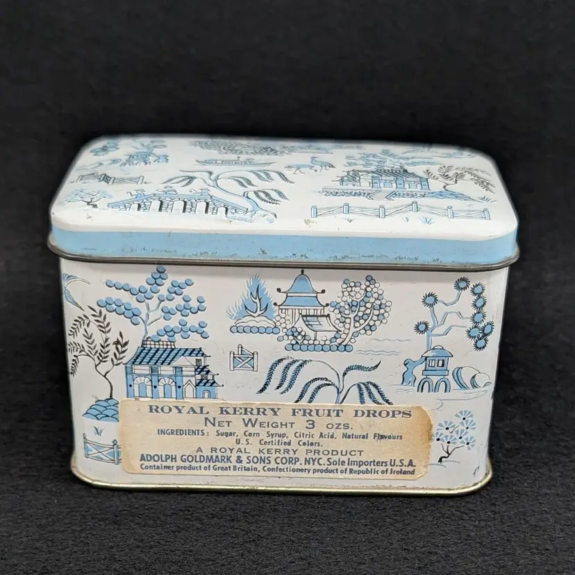 Vintage Old Royal Kerry Fruit Drops Tin Blue & White Chinoiserie Asian Motif