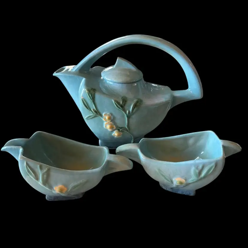Roseville Pottery Wincraft Blue Trailing Blossoms Teapot W/ Lid, Creamer & Sugar