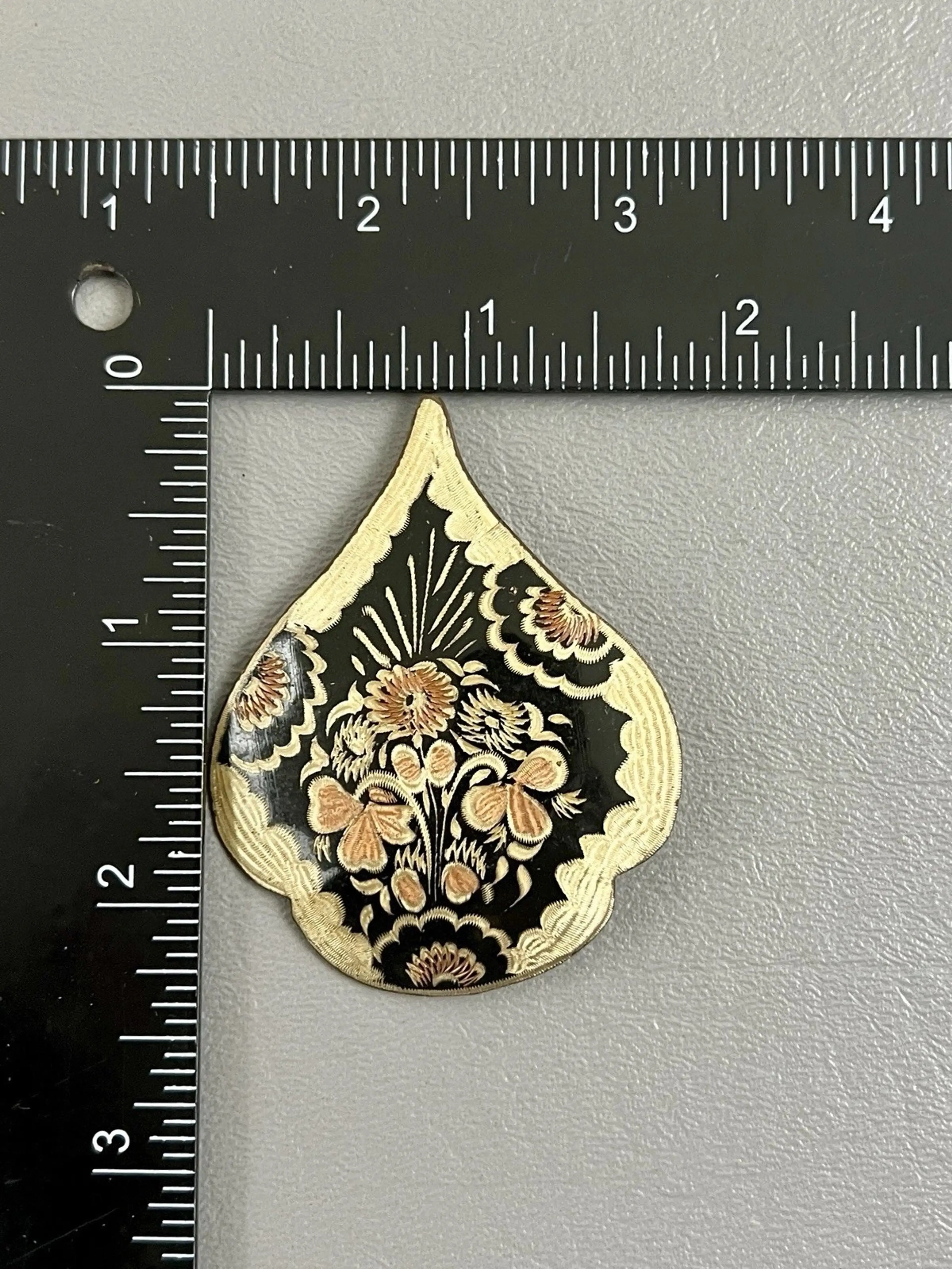 Image 2 of 4