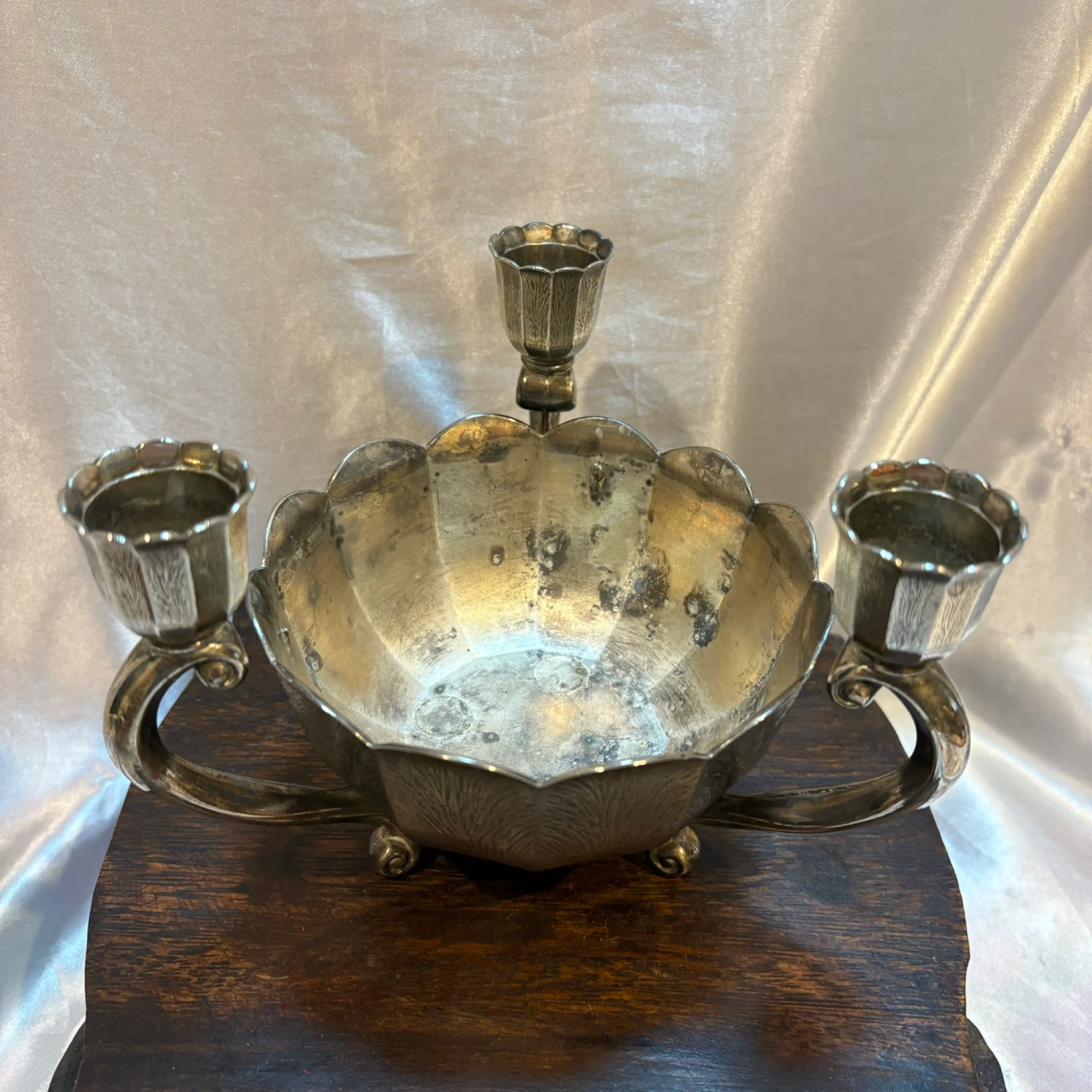 Image 2 of 5