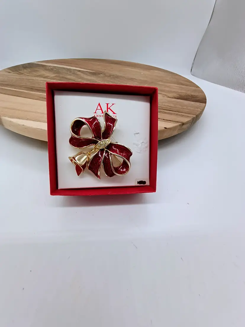 Anne Klein NIB Gold Tone with Red Enamel Ribbon and Bell Christmas Brooch